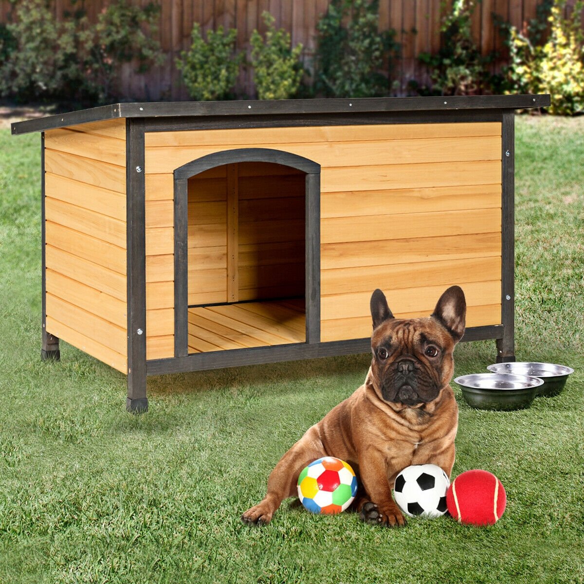 Wood Extreme Weather Resistant Pet Log Cabin-M, Natural Dog Kennels   at Gallery Canada