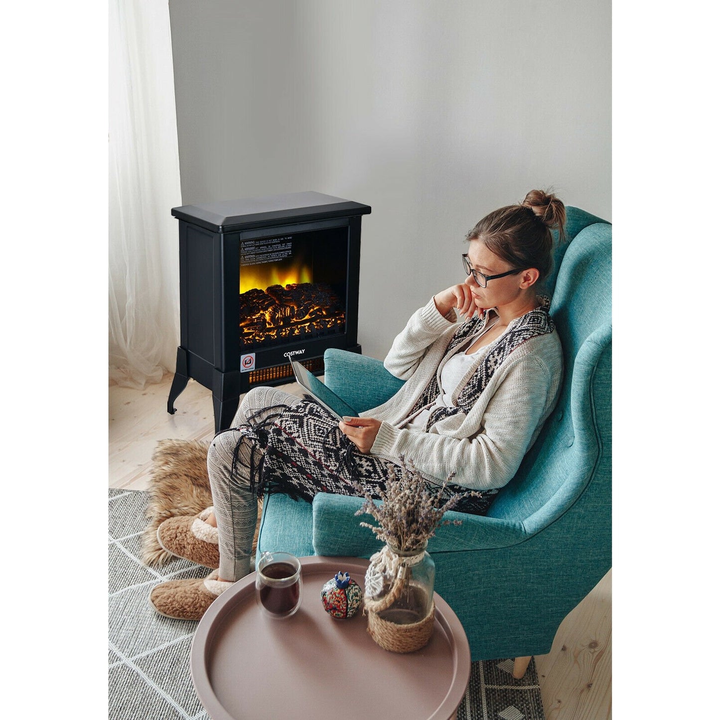 Compact Portable Space Heater with Realistic Flame Effect, Black - Gallery Canada
