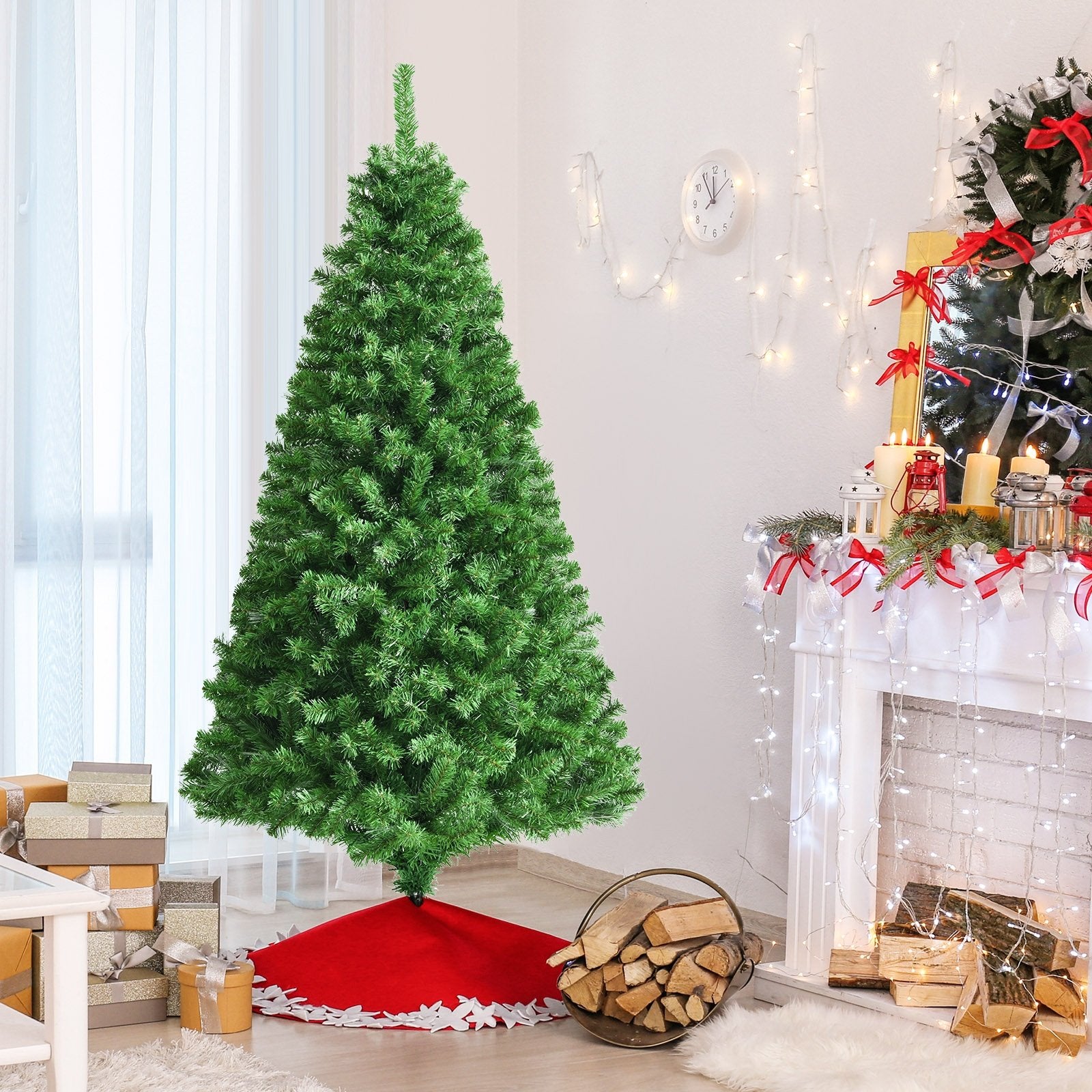 6 Feet Pre-lit Fiber Optic Artificial Christmas Tree with 617 Branch Tips, Green Christmas Tree   at Gallery Canada