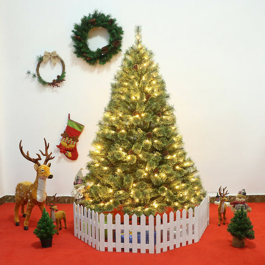 6 Feet Pre-Lit PVC Artificial Carolina Pine Tree with LED Lights, Green Christmas Tree   at Gallery Canada