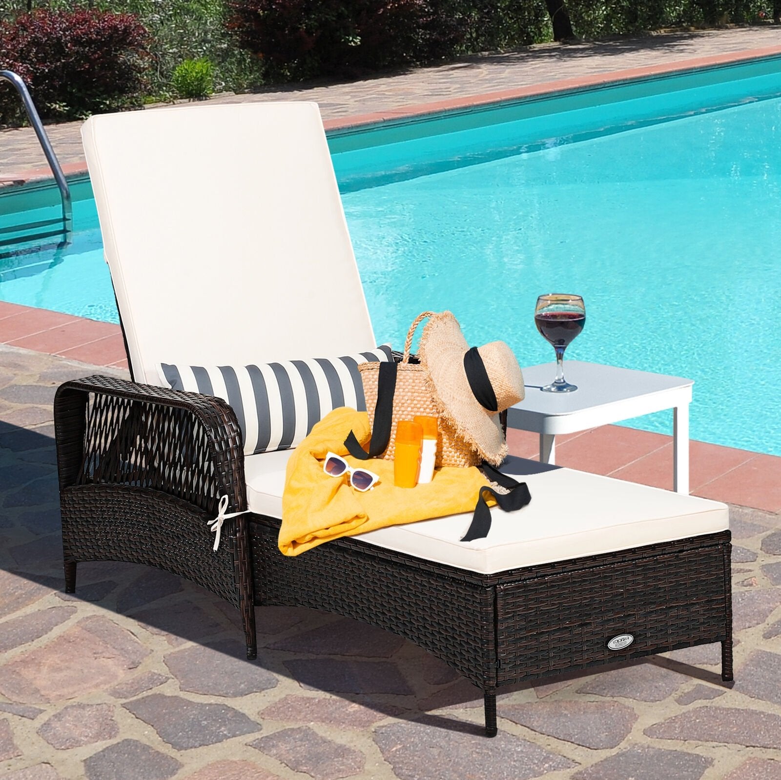 PE Rattan Chaise Lounge Chair Arm Chair Recliner Adjustable with Pillow, Brown Outdoor Chaise Lounges   at Gallery Canada