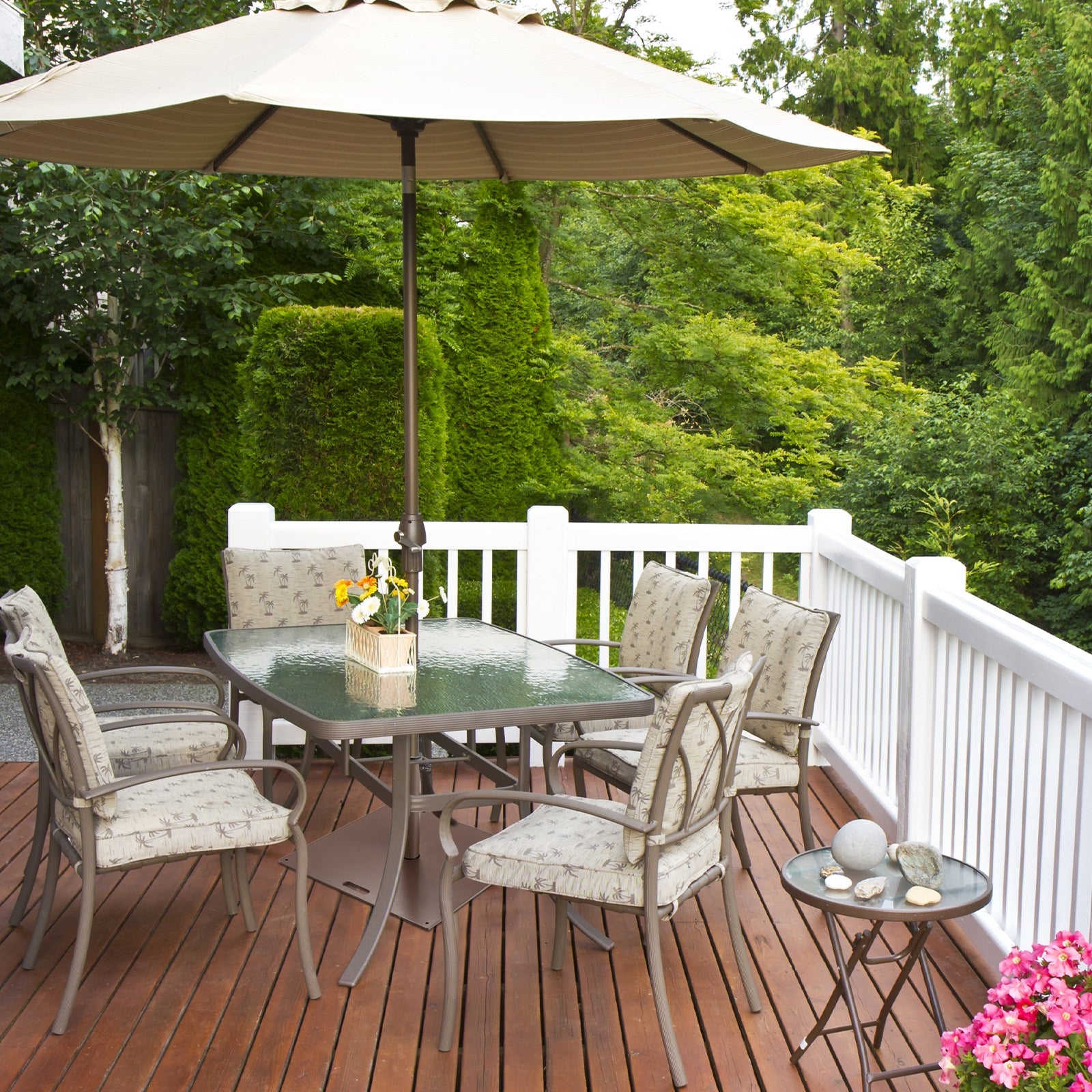 Portable 50 lbs Umbrella Base Stand with Handle and Wheels for Patio Square Outdoor Umbrella Bases at Gallery Canada