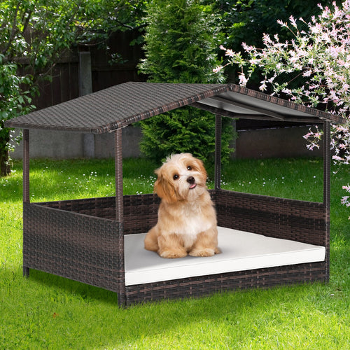 Outdoor Wicker Dog House with Weatherproof Roof, White