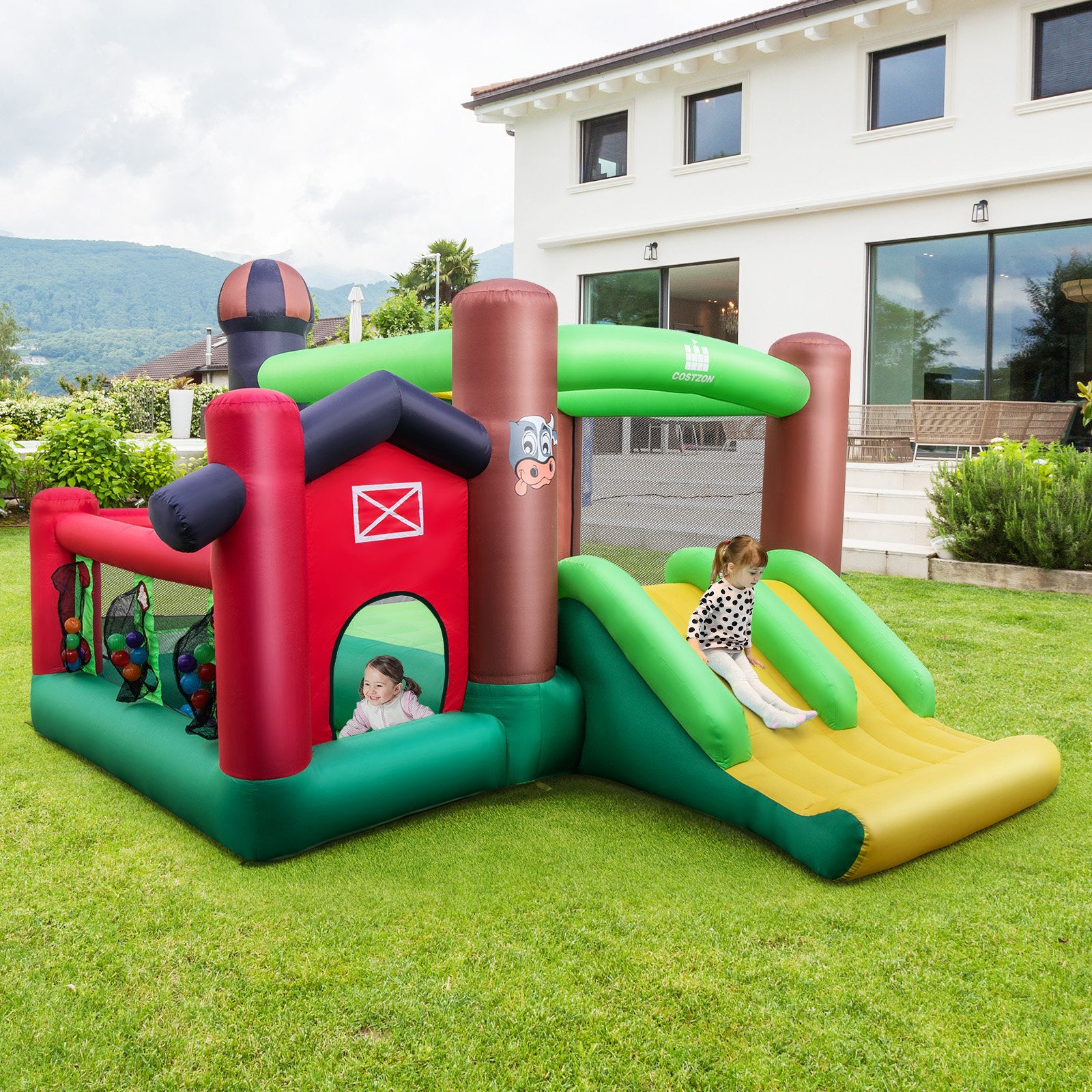 Farm Themed 6-in-1 Inflatable Castle with Trampoline and 735W Blower Bounce House   at Gallery Canada