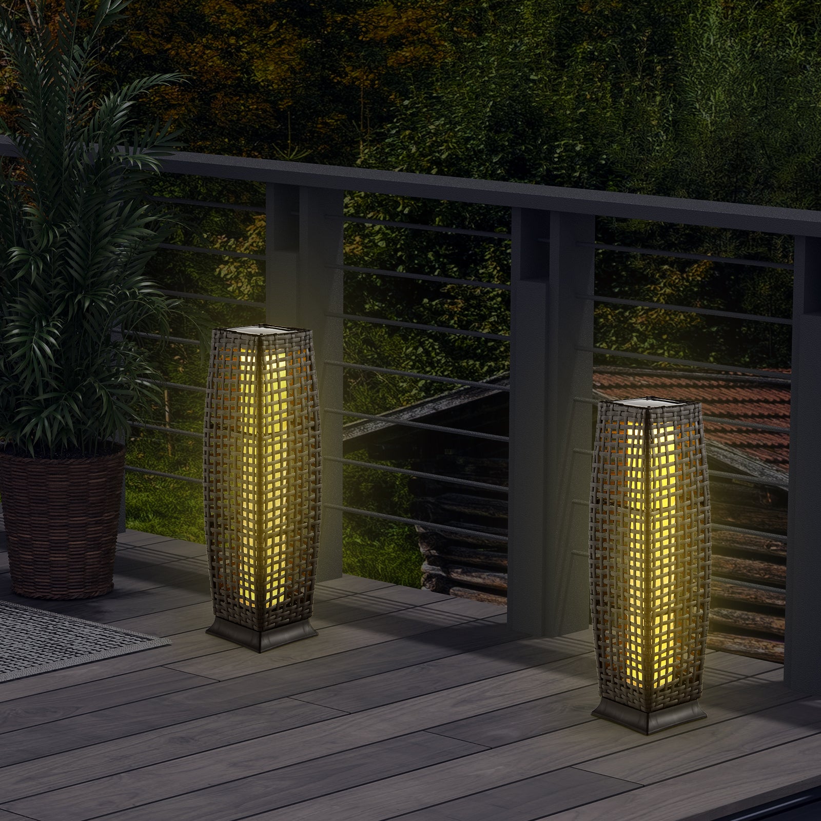 2 Pieces Solar-Powered Square Wicker Floor Lamps with Auto LED Light, Black Table & Floor Lamps at Gallery Canada