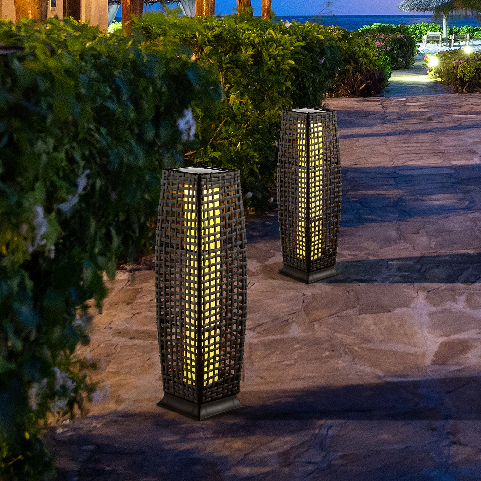 2 Pieces Solar-Powered Square Wicker Floor Lamps with Auto LED Light, Black Table & Floor Lamps at Gallery Canada