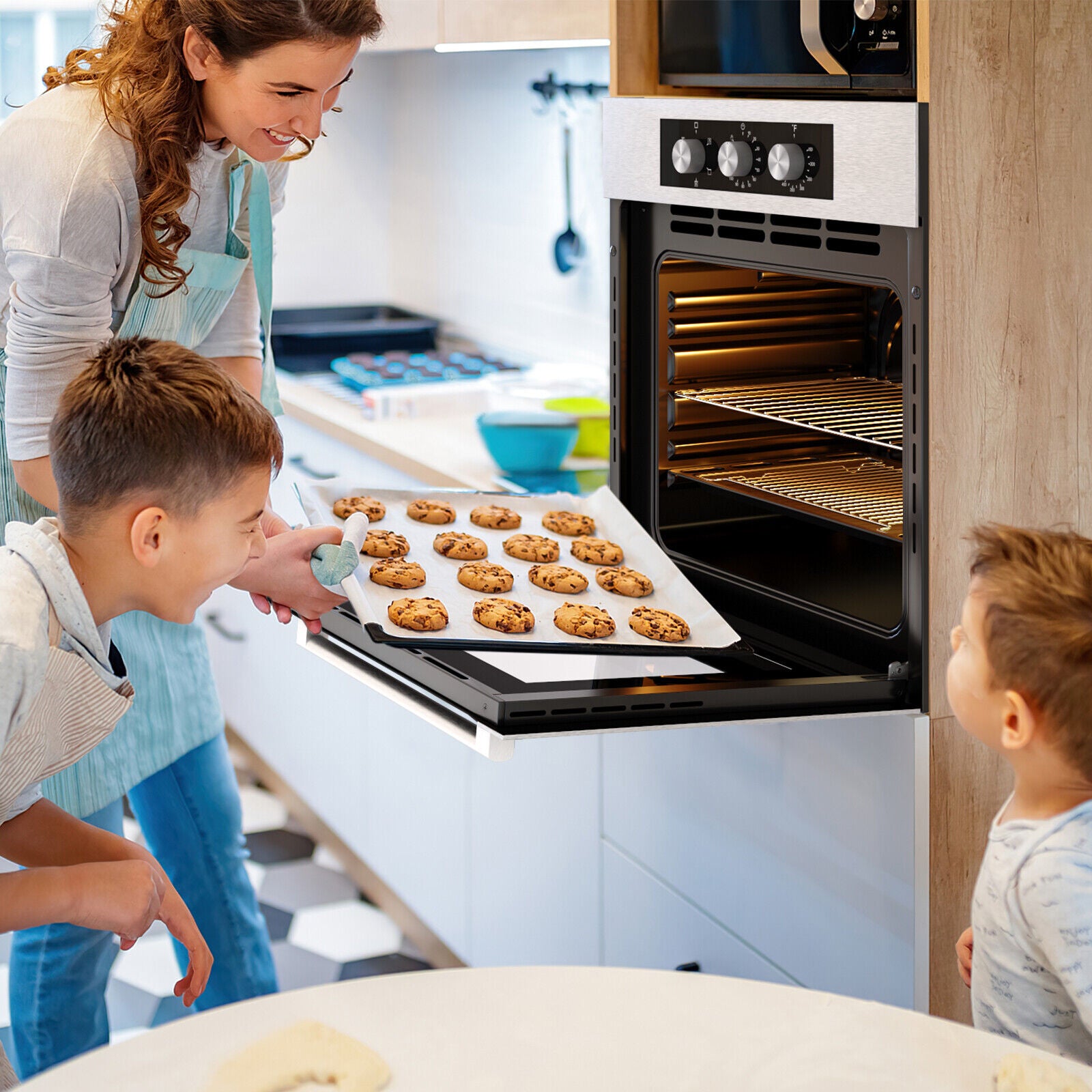 24 Inch Single Wall Oven 2.47Cu.ft with 5 Cooking Modes, Silver Toaster Ovens at Gallery Canada