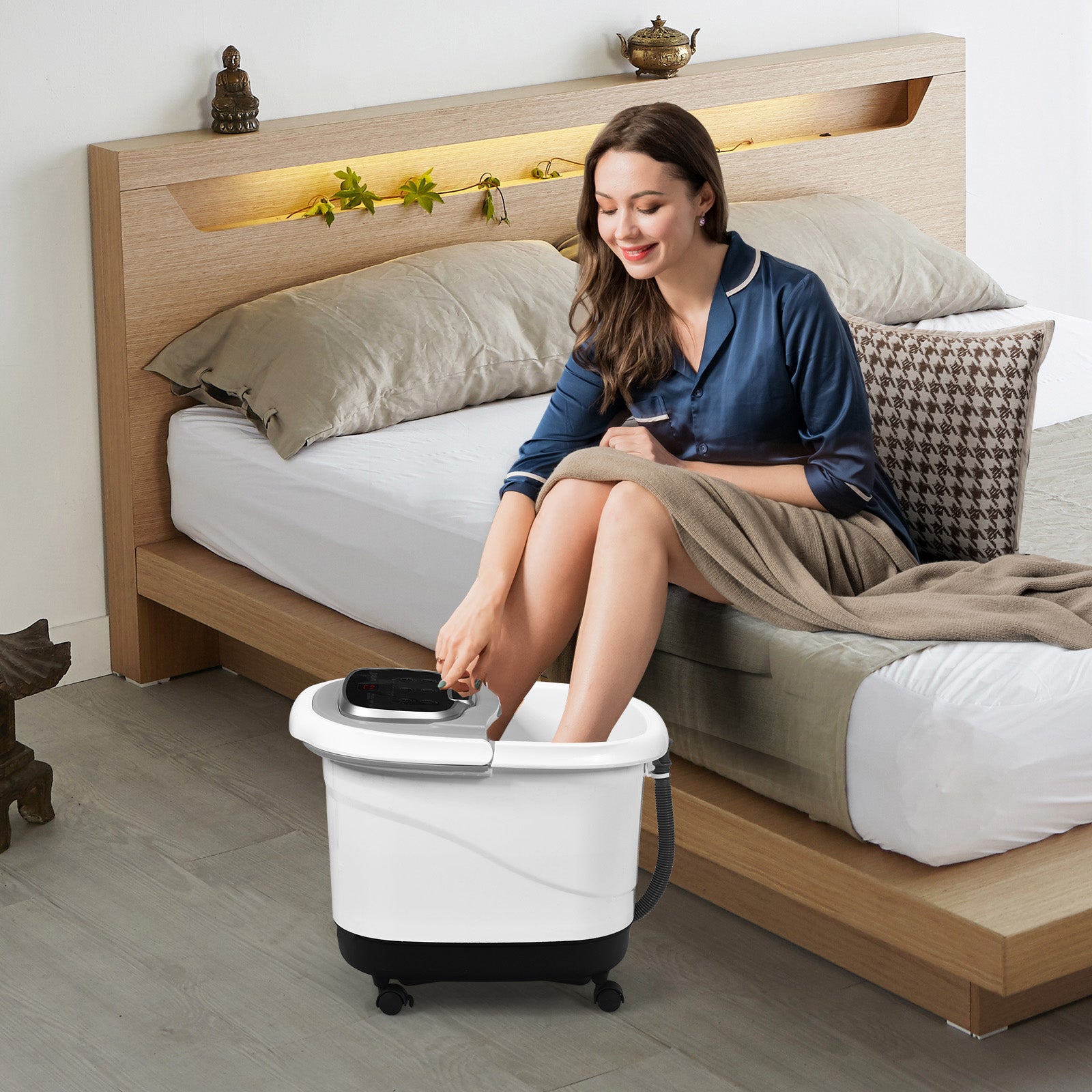 Portable All-In-One Heated Foot Bubble Spa Bath Motorized Massager, Gray Foot Massager at Gallery Canada
