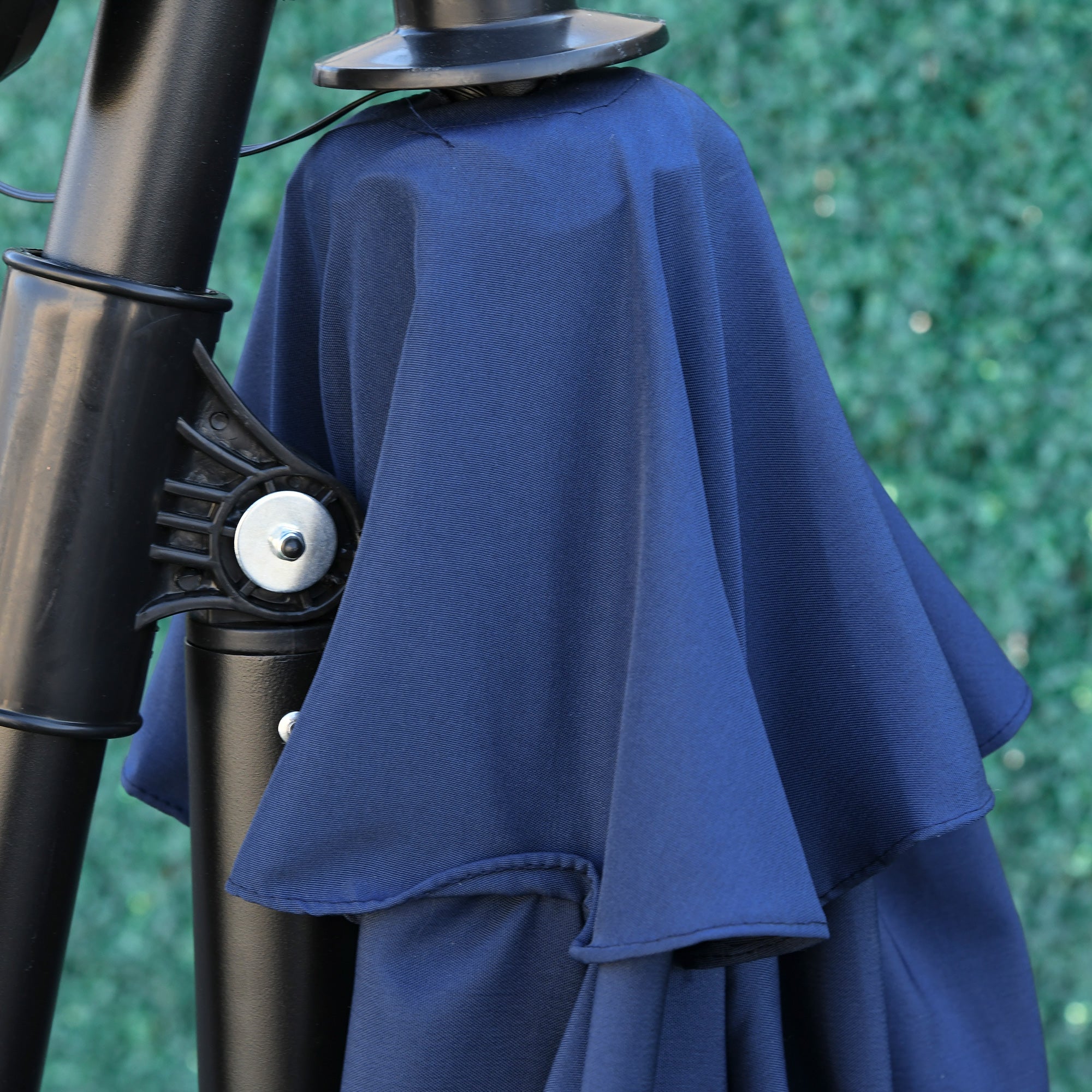 10ft Outdoor Cantilever Umbrella with Solar Lights Banana Umbrella with Adjustable Angle for Patio Backyard Navy Blue Cantilever Umbrellas at Gallery Canada