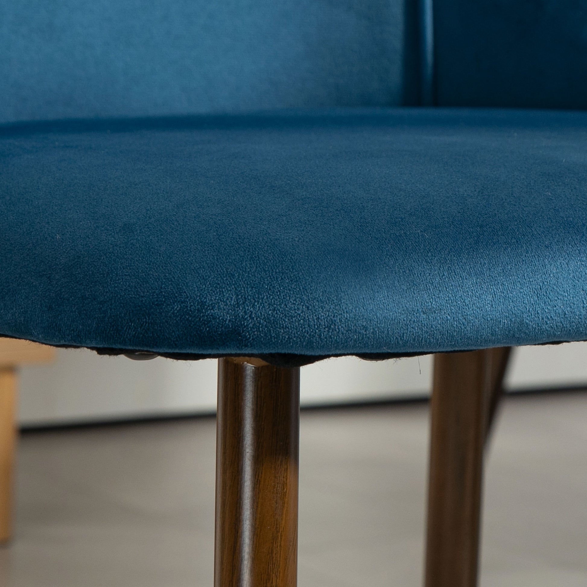 Upholstered Dining Chairs Set of 4, Velvet Accent Chair with Back and Wood-grain Steel Leg for Kitchen, Dark Blue Dining Chairs at Gallery Canada