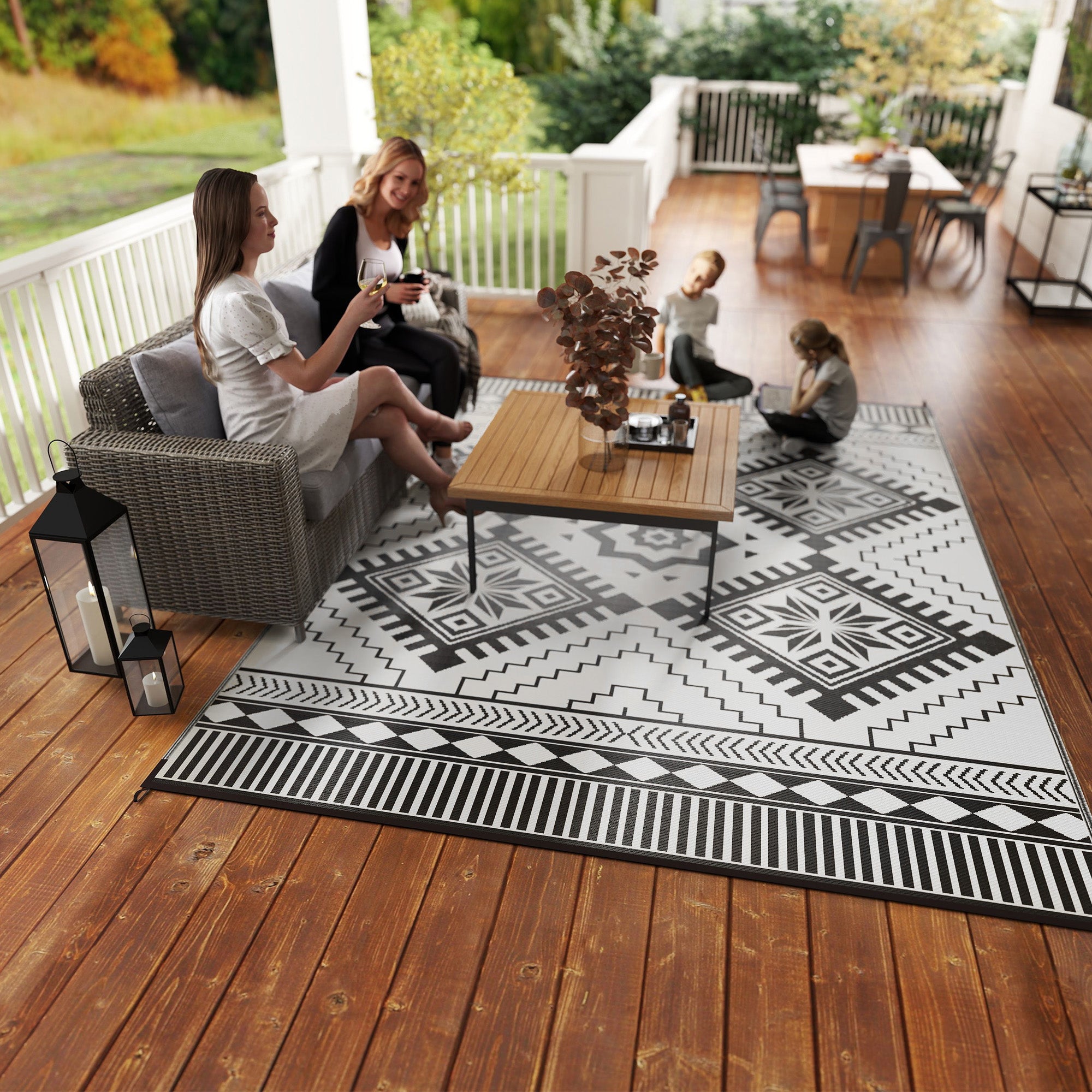 9' x 12' Outdoor RV Rug, Reversible Patio Floor Mat with Carry Bag, Toothed Rhombus, White and Black Garden Decor at Gallery Canada