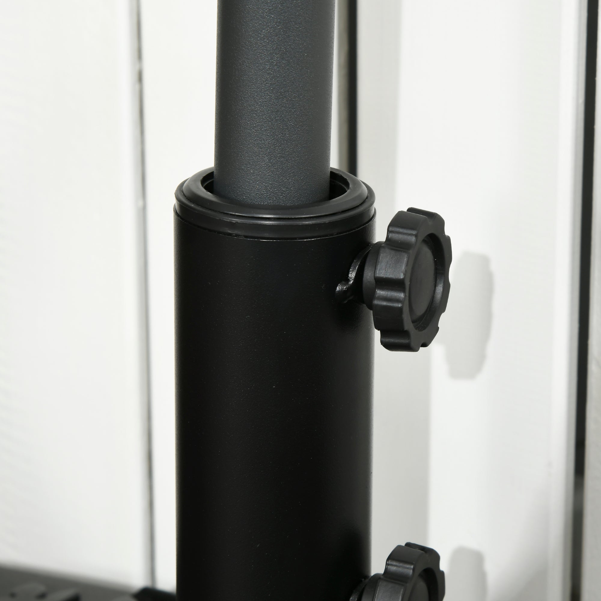 Half Round Umbrella Base, Sand or Water Filled Half Patio Umbrella Stand Holder 40lb Water or 46lb Sand, Black Umbrella Bases at Gallery Canada