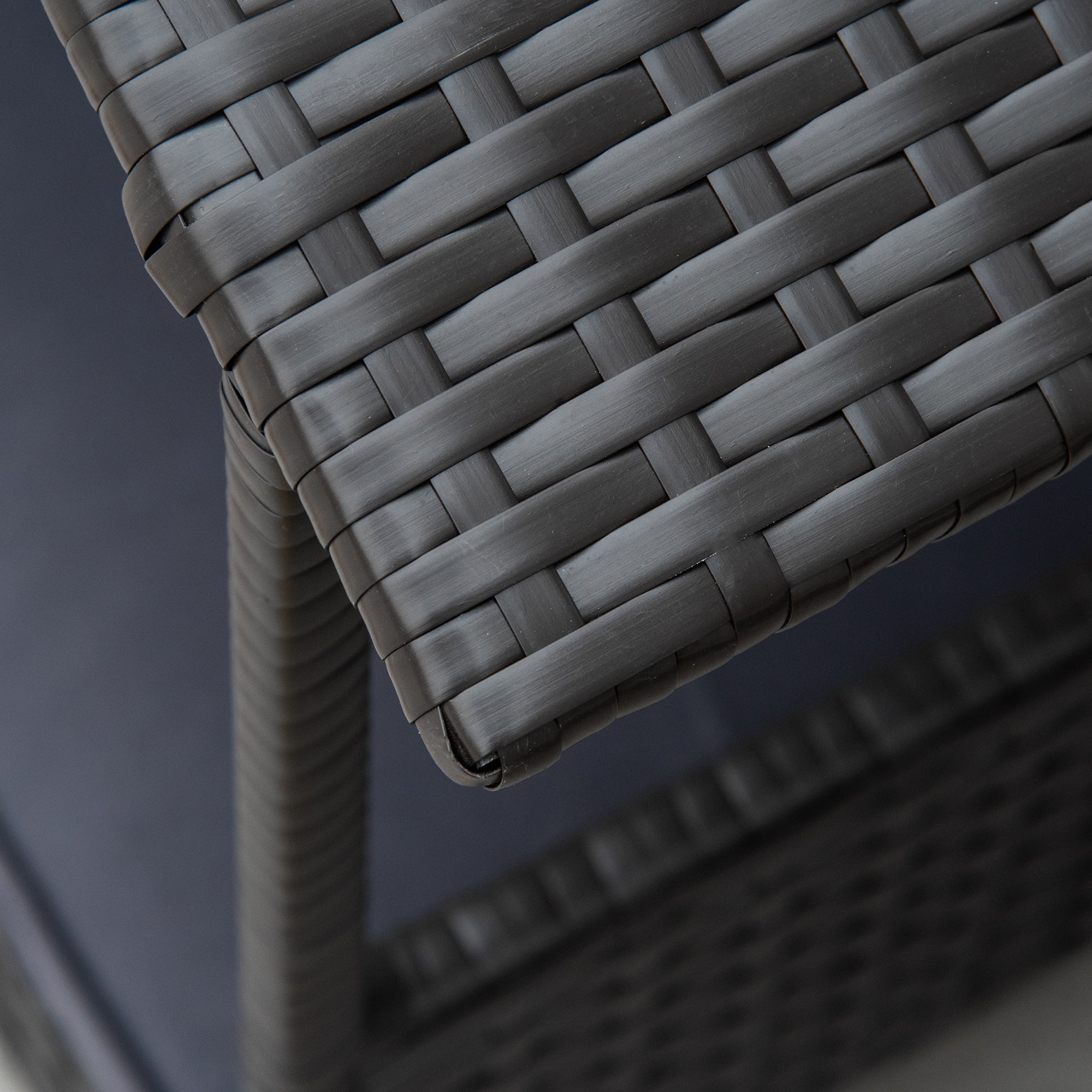 Wicker Pet House Dog Bed for Indoor/Outdoor Rattan Furniture with Cushion Houses, Kennels & Pens at Gallery Canada