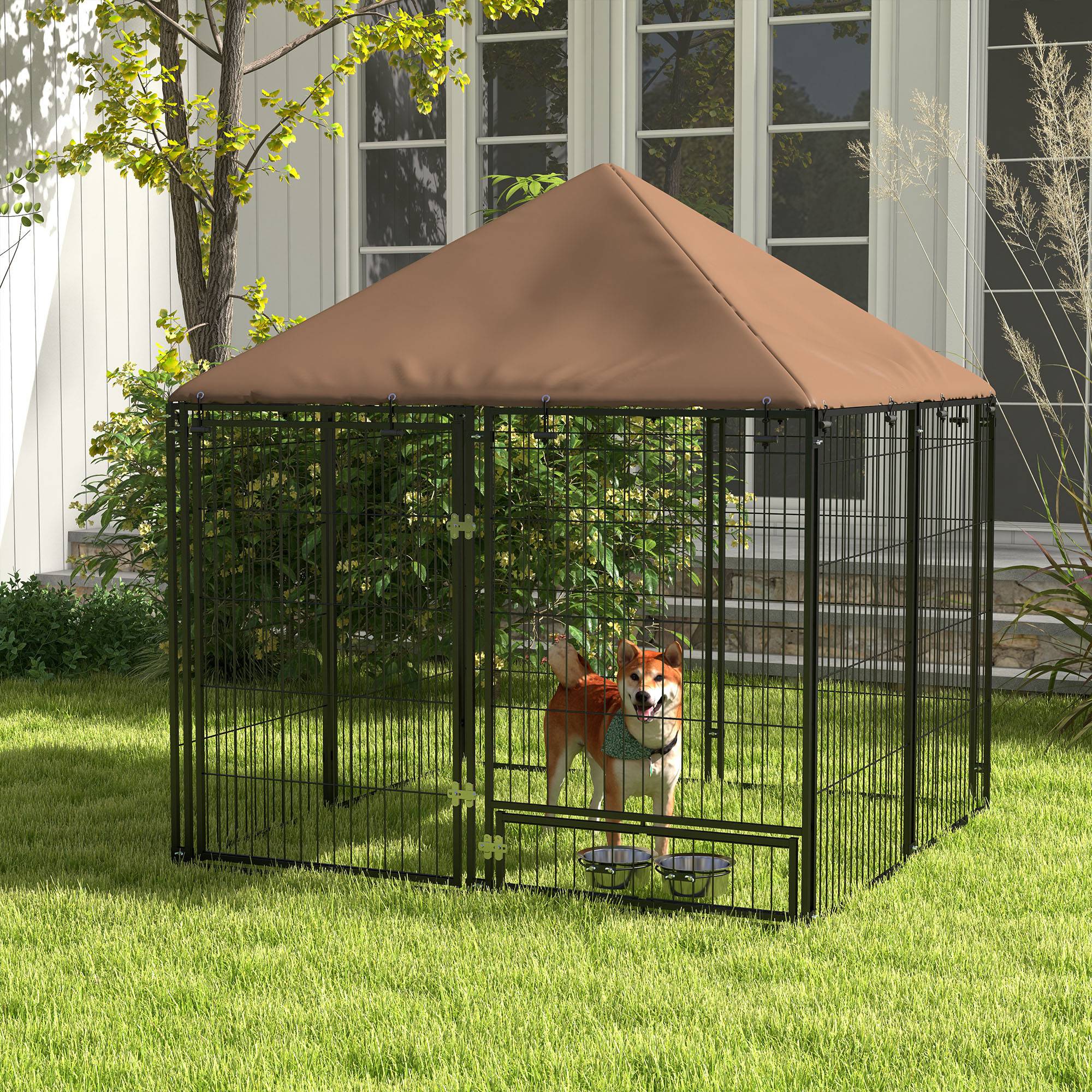 4.6' x 4.6' x 5' Outdoor Dog Kennel with Canopy, Rotating Bowls, Coffee Houses, Kennels & Pens at Gallery Canada