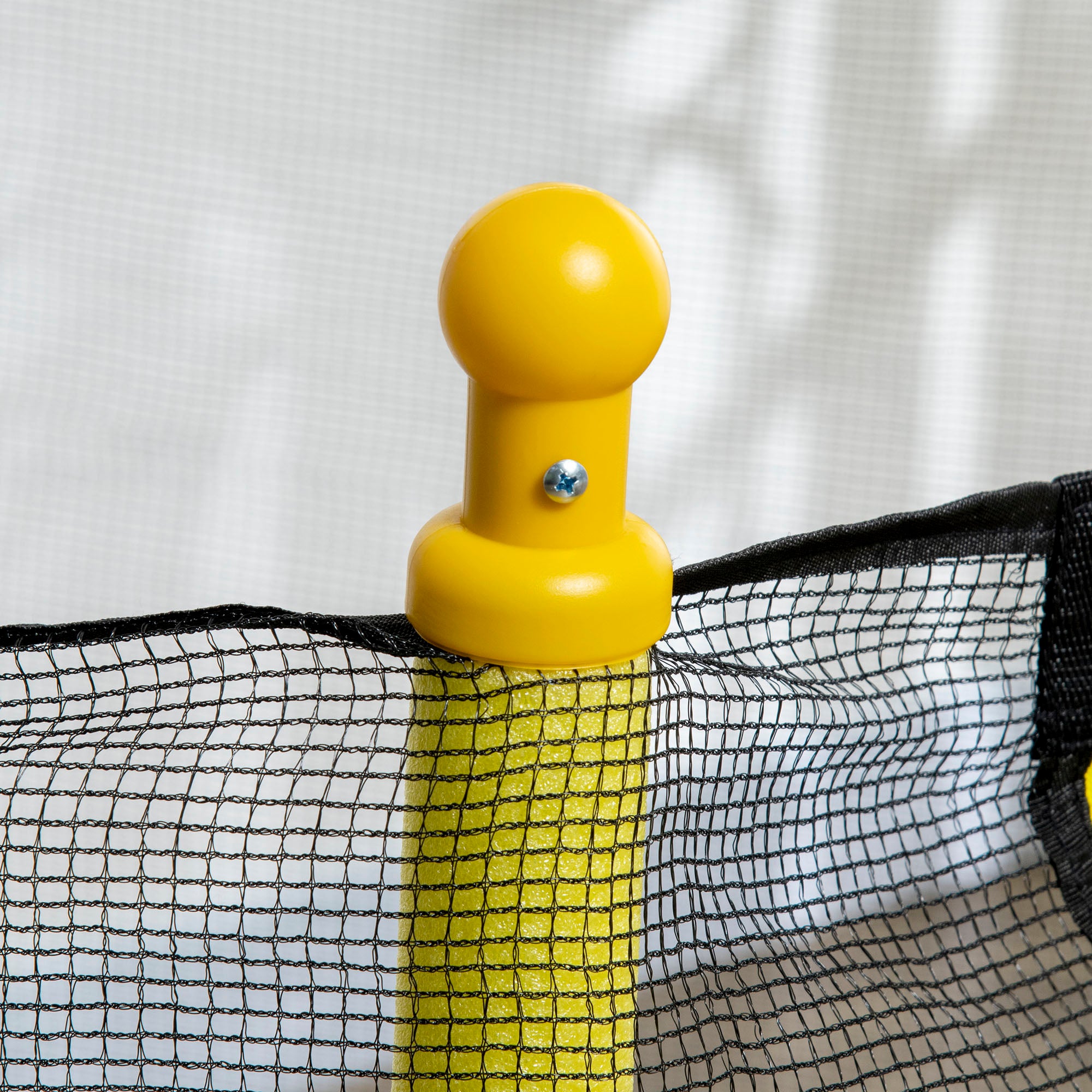 4.6ft Kids Trampoline with Basketball Hoop, Horizontal Bar with Net for Children Ages 3-10, Yellow Trampolines at Gallery Canada