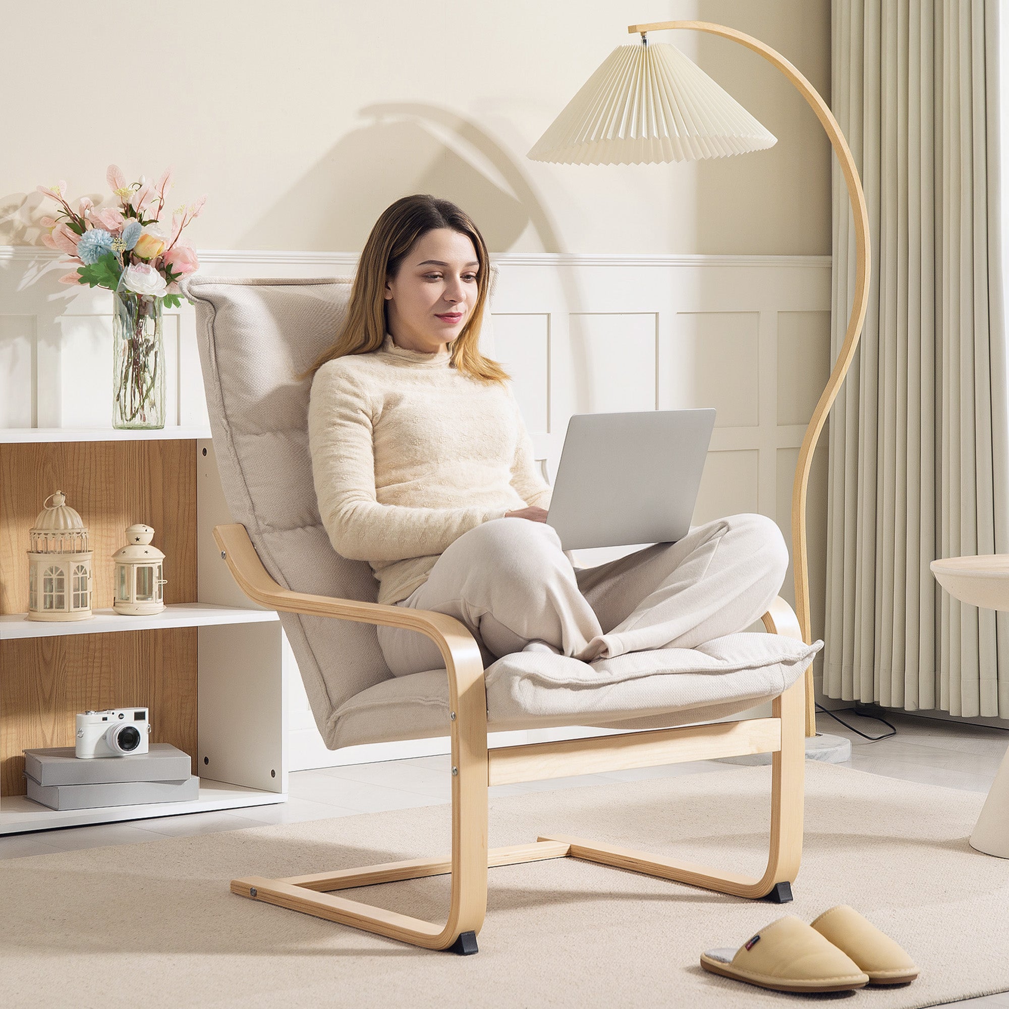 Modern Armchair, Upholstered Accent Chair with Curved Leg and Arm, Leisure Lounge Chair for Living Room, Cream White Accent Chairs at Gallery Canada