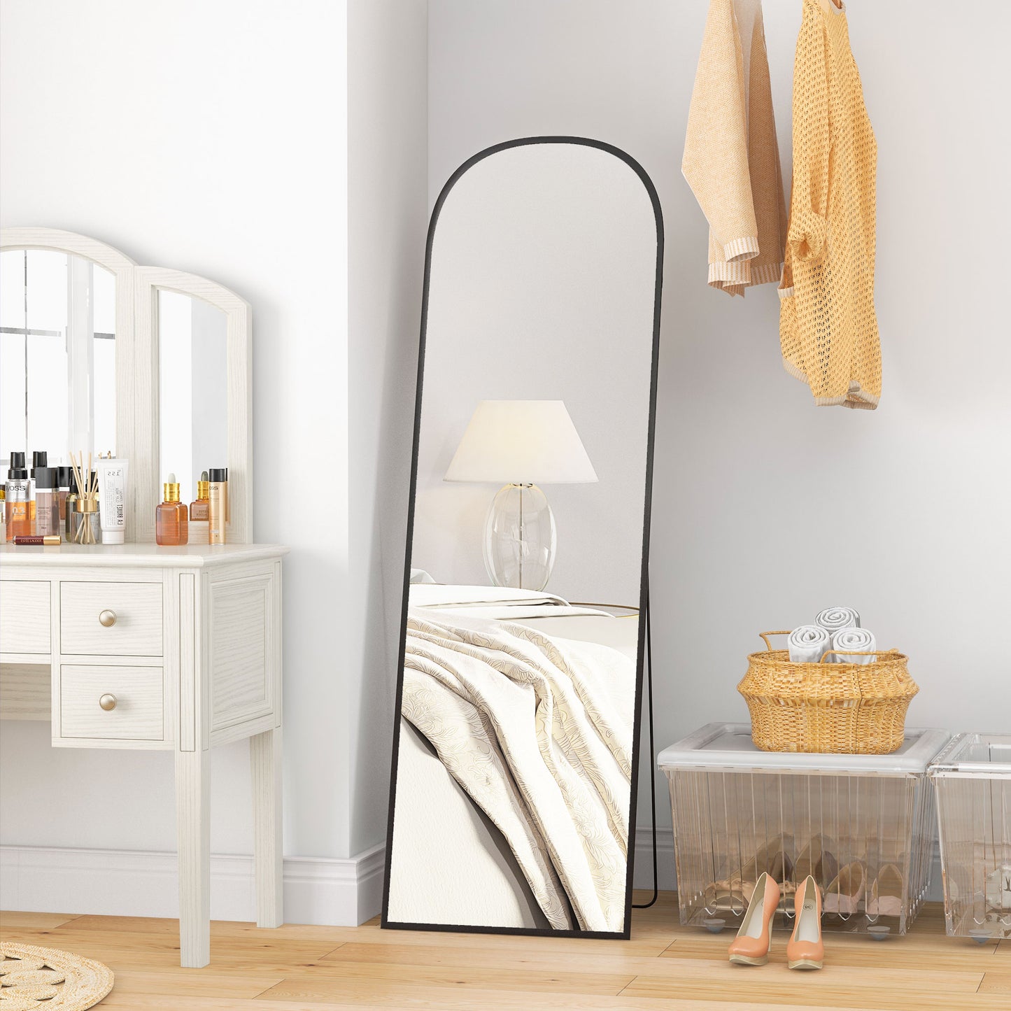 Arched Standing Mirror, 64" x 20" Full Length Mirror, Free Standing or Wall Mounted for Living Room, Bedroom, Black Full Length Mirrors   at Gallery Canada