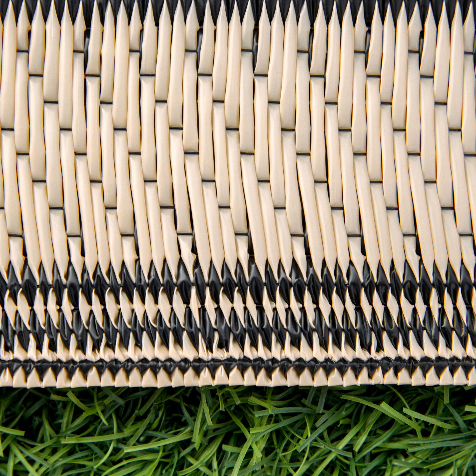 Reversible Outdoor RV Rug, 9' x 18' Patio Floor Mat, Plastic Straw Rug for Backyard, Deck, Picnic, Beach, Camping, Black and Beige Outdoor Reversible Rugs at Gallery Canada