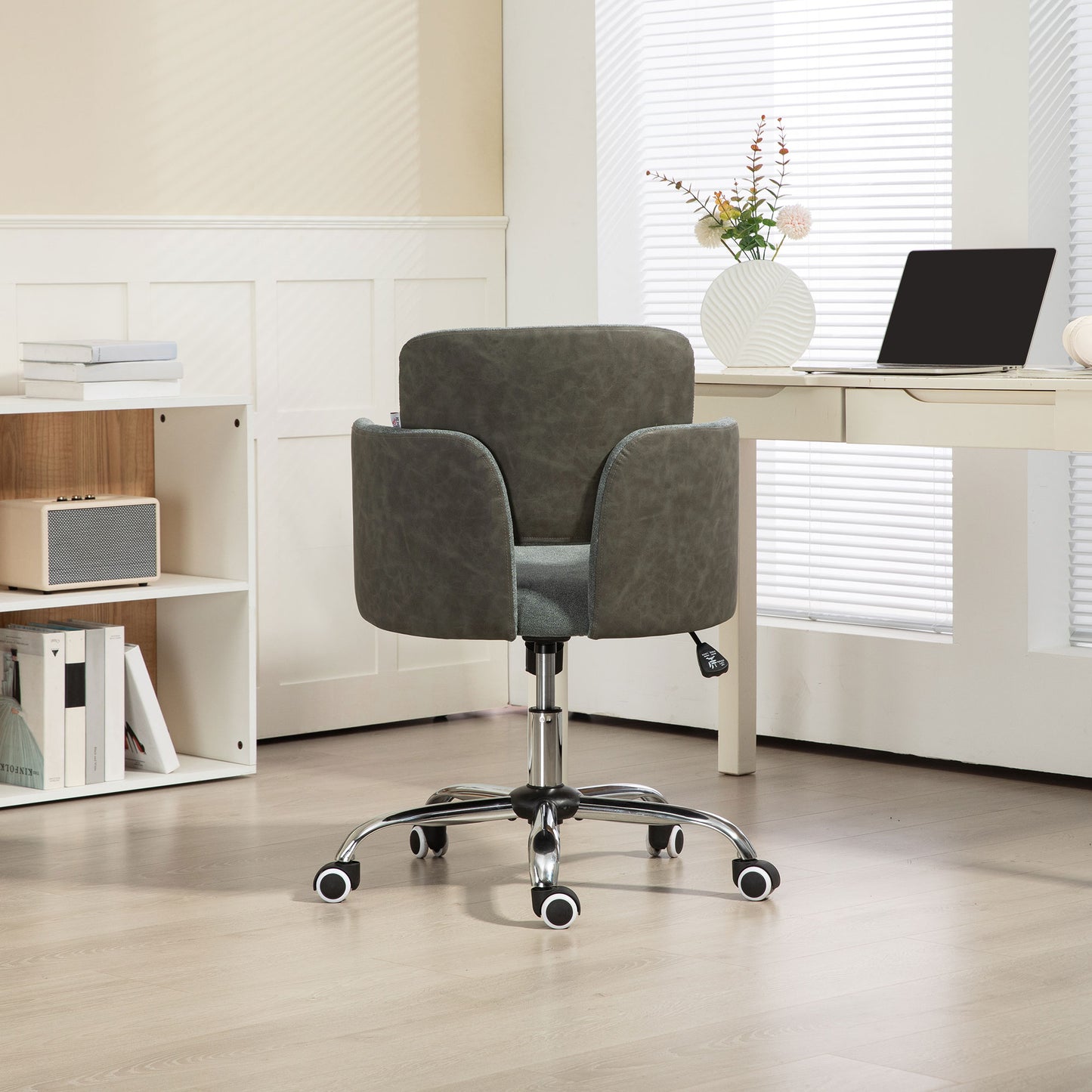 Small Desk Chair, Height Adjustable Fabric Office Chair with Swivel Wheels, Tilt Function, Computer Chair, Grey Task Chairs   at Gallery Canada