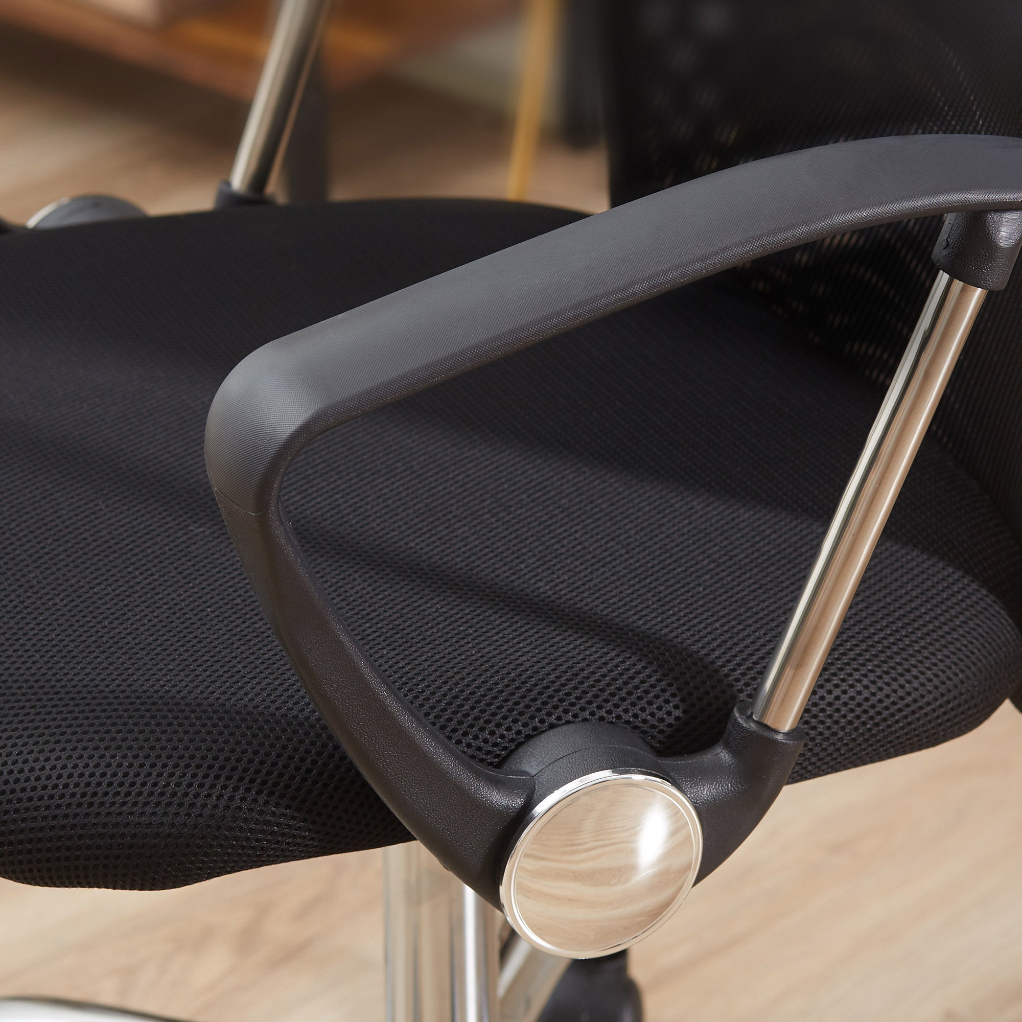 Mesh Office Chair, High Back Desk Chair, Swivel Computer Chair with Adjustable Height, Wheels, Black Task Chairs at Gallery Canada