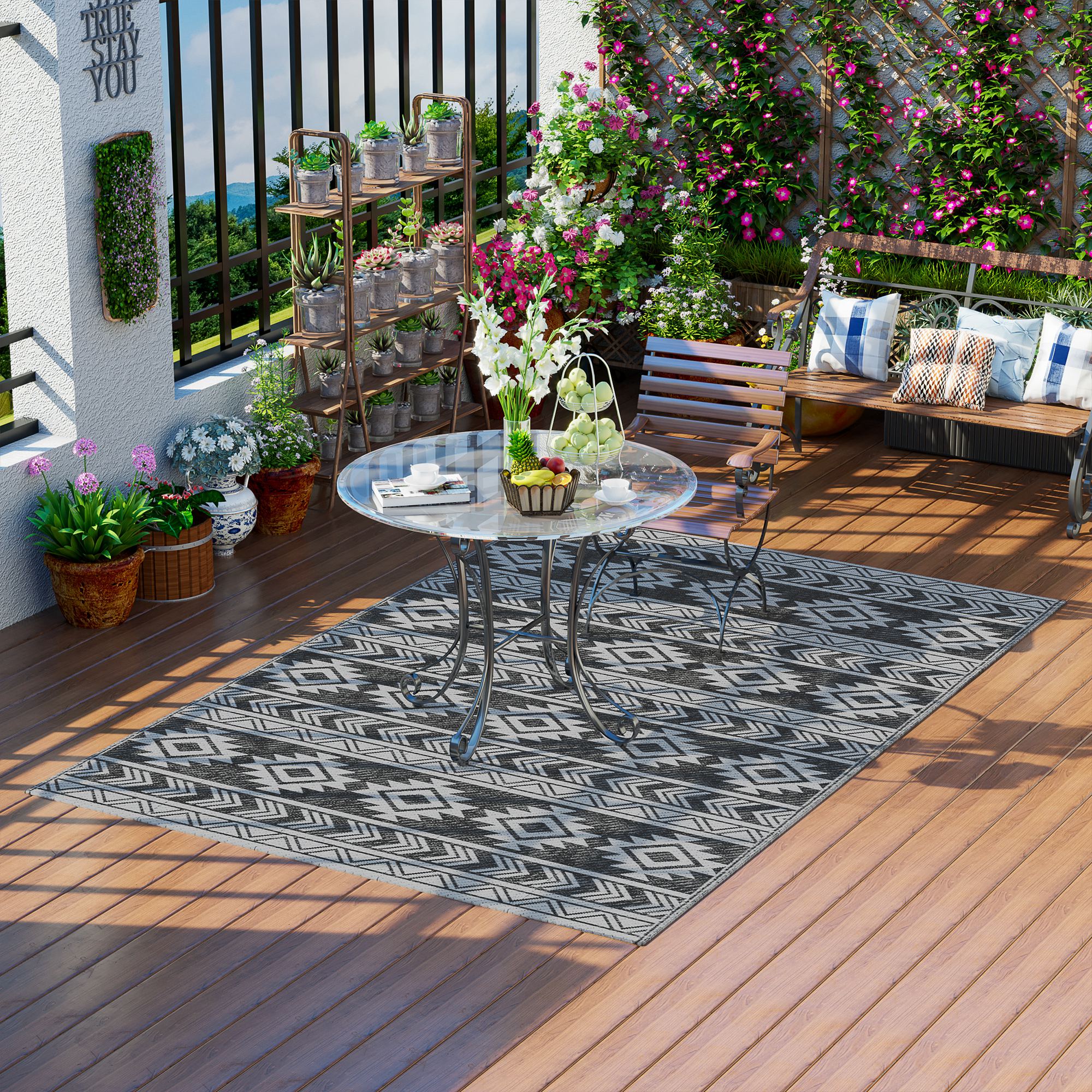 Reversible Outdoor RV Rug, Patio Floor Mat, 6' x 9' Plastic Straw Rug for Backyard, Deck, Beach, Camping, Black &; Grey Garden Decor at Gallery Canada