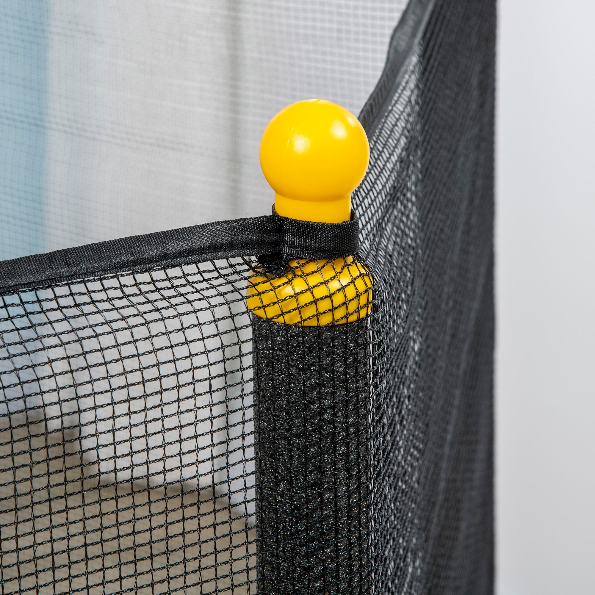 4.6FT Trampoline for Kids with Enclosure Net for Ages 3-10, Indoor Outdoor Use, Black Trampolines at Gallery Canada