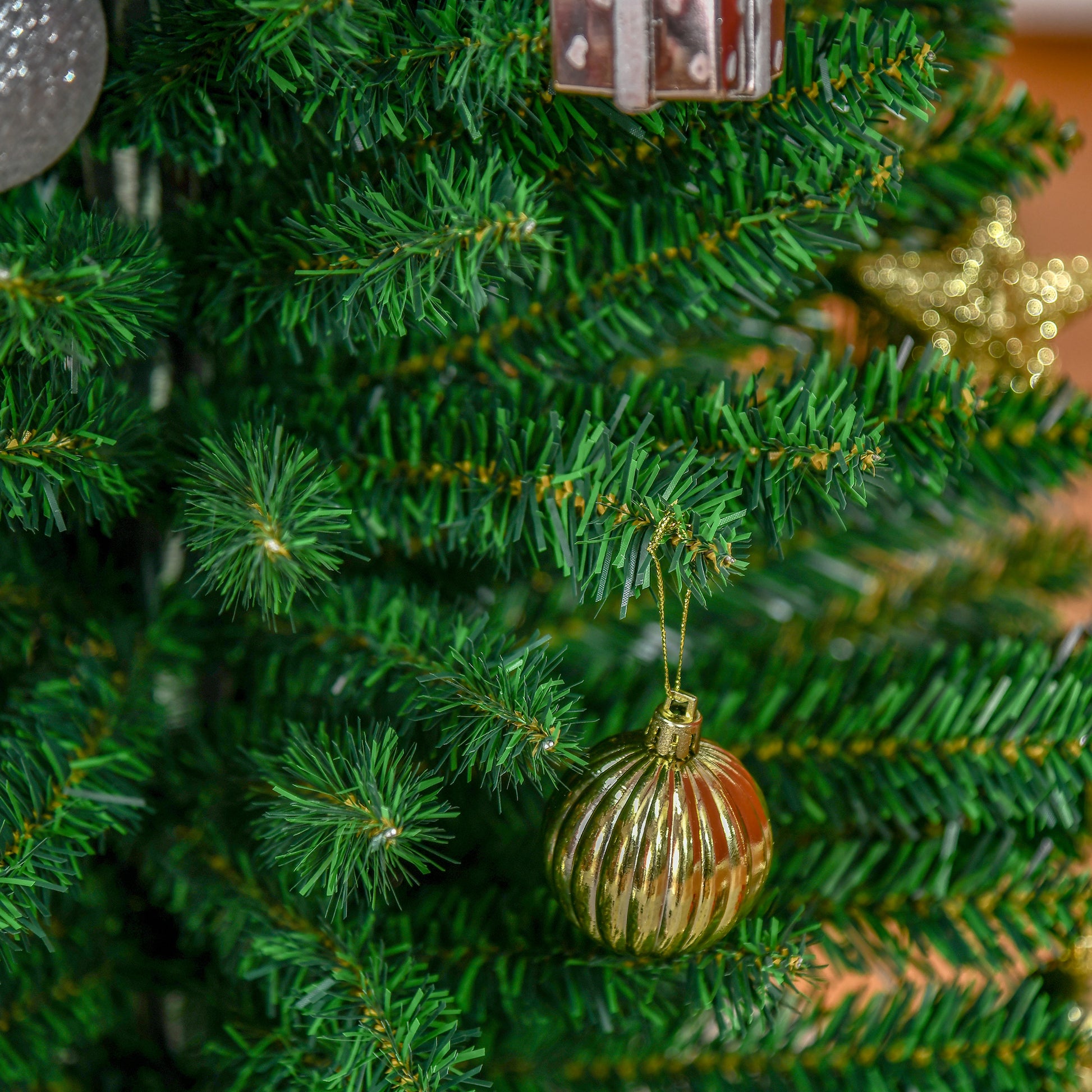 5FT Artificial Christmas Tree, Pencil Christmas Tree with Realistic Branches, Stable Stand, Green Pencil Christmas Trees   at Gallery Canada