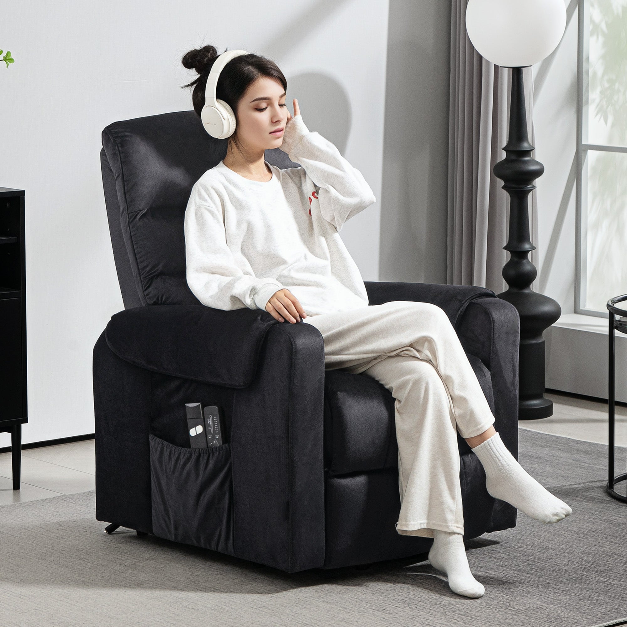 Lift Chair for Elderly, Massage Recliner Chair with 8 Vibration Points, Footrest, Remote Control, Side Pockets, Black Sofas & Reclining Chairs at Gallery Canada
