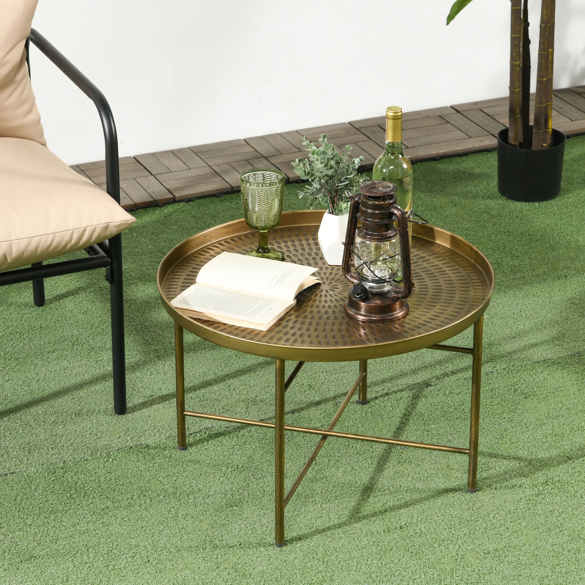 Vintage Coffee Table for Living Room, 24" Round Center Table with Hammered Tray Top and Metal Frame, Gold Coffee Tables   at Gallery Canada