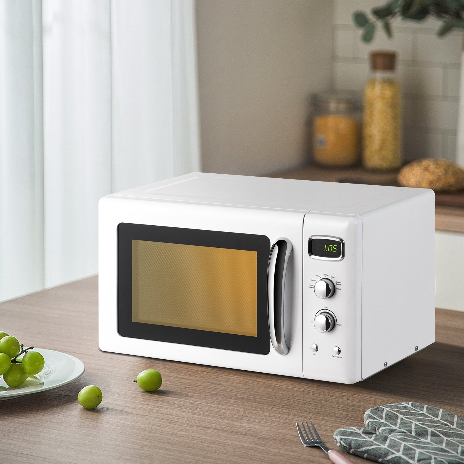 0.9 Cu.ft Retro Countertop Compact Microwave Oven, White Toaster Ovens   at Gallery Canada