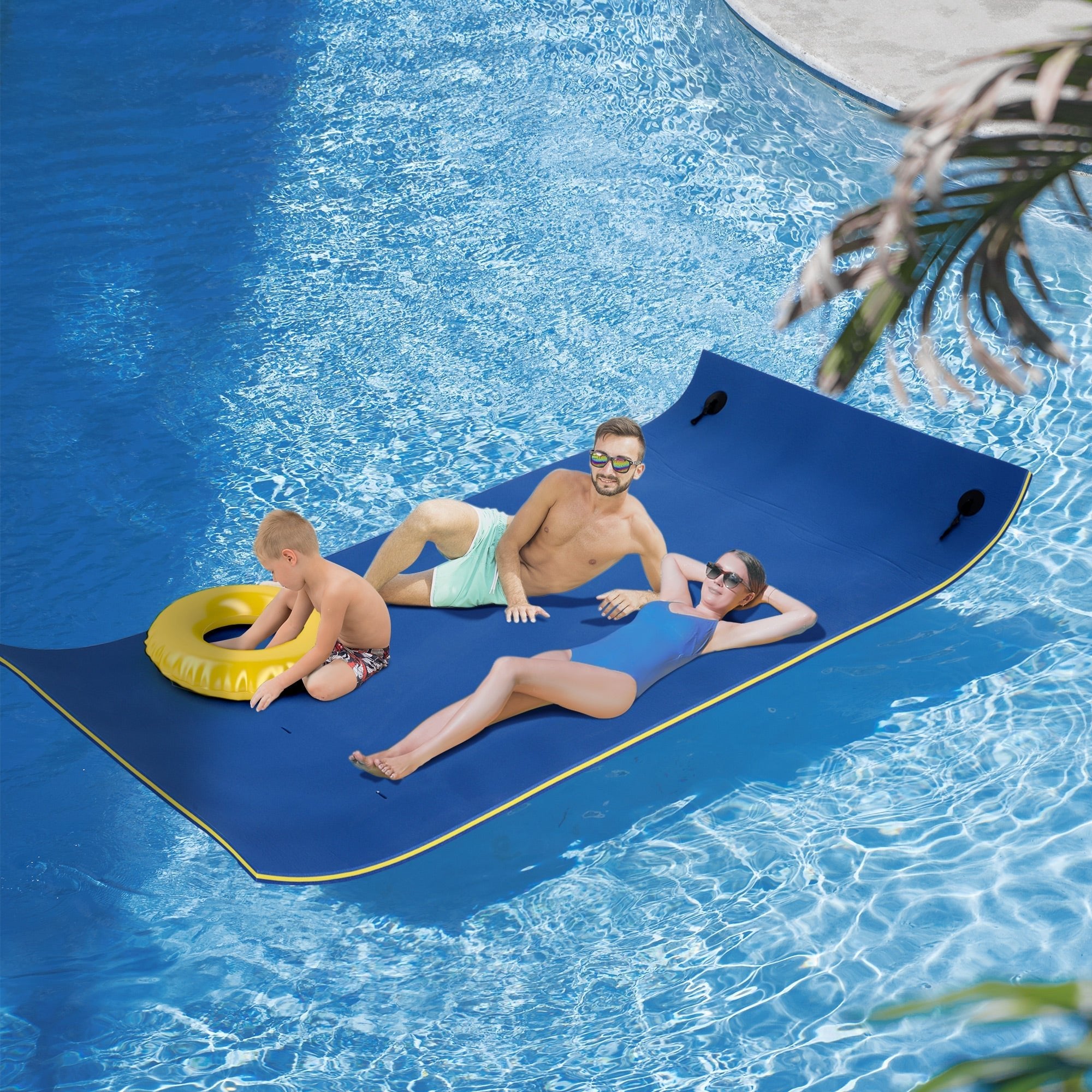 10' x 5' Roll-Up Pool Float Pad for Lakes, Oceans, &; Pools, Water Mat for Playing, Relaxing &; Recreation, Blue Floating Water Mats   at Gallery Canada