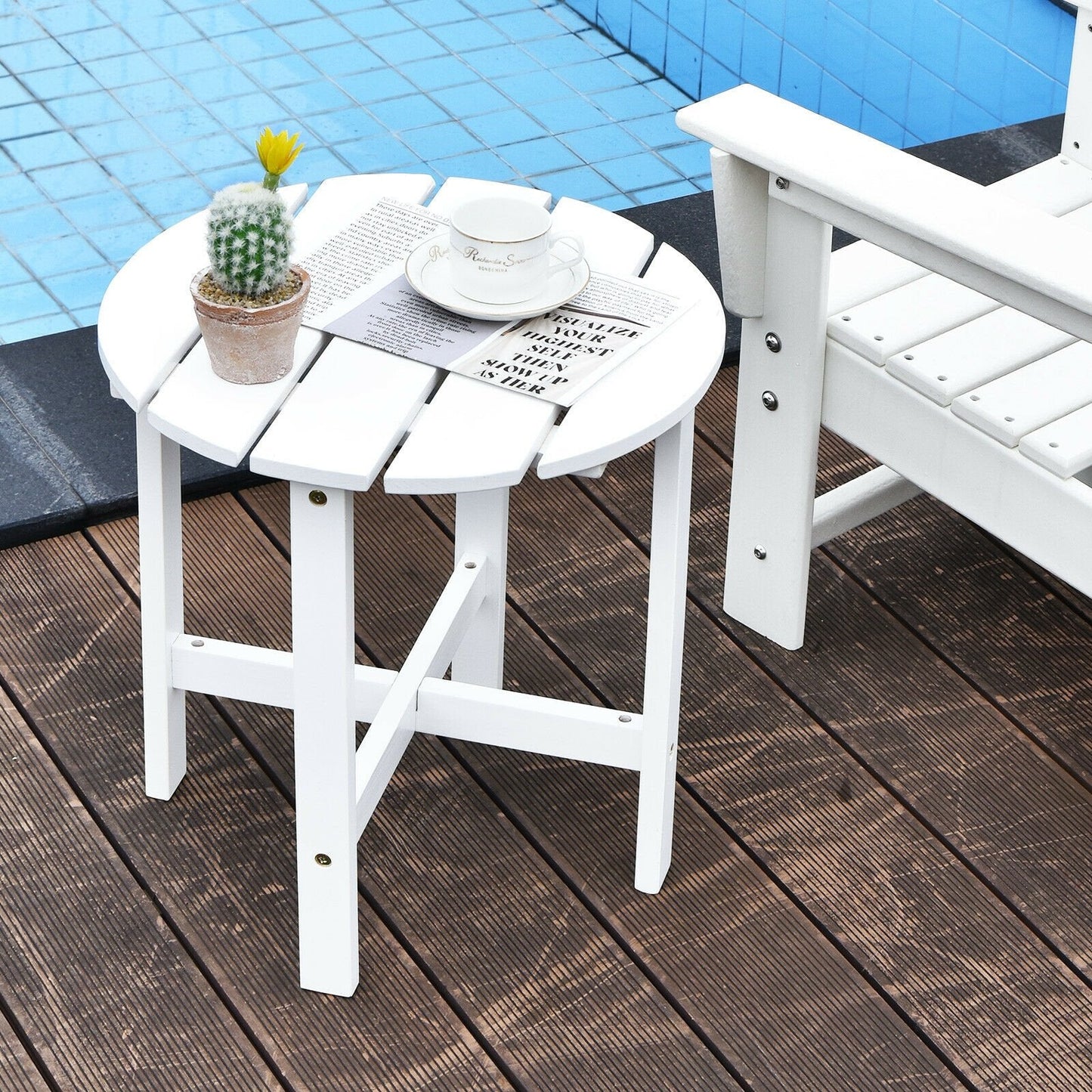 18 Inch Patio Round Side Wooden Slat End Coffee Table for Garden, White Patio Coffee Tables   at Gallery Canada