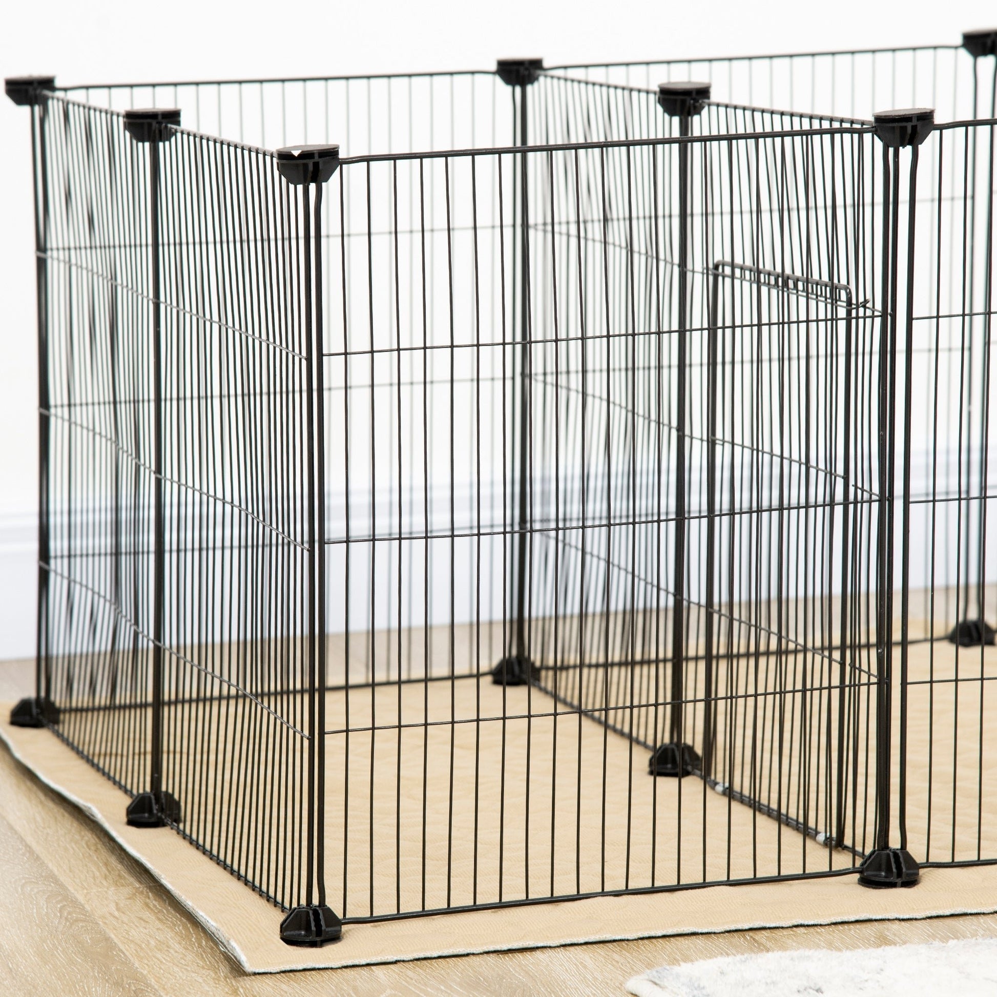 18 Panels Small Animal Cage w/ Water-resistant Mat, Doors, Guinea Pig Playpen, Portable Metal Wire for Hedgehogs - Gallery Canada