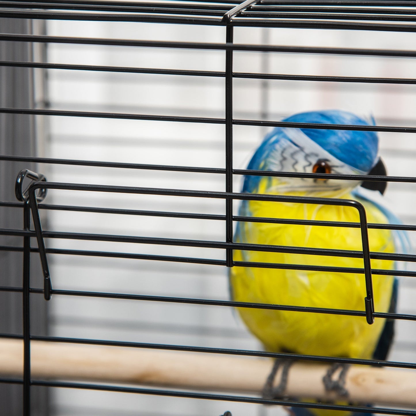 23" Bird Cage Flight Parrot House Cockatiels Playpen with Open Play Top and Feeding Bowl Perch Pet Furniture Black Bird Cages   at Gallery Canada