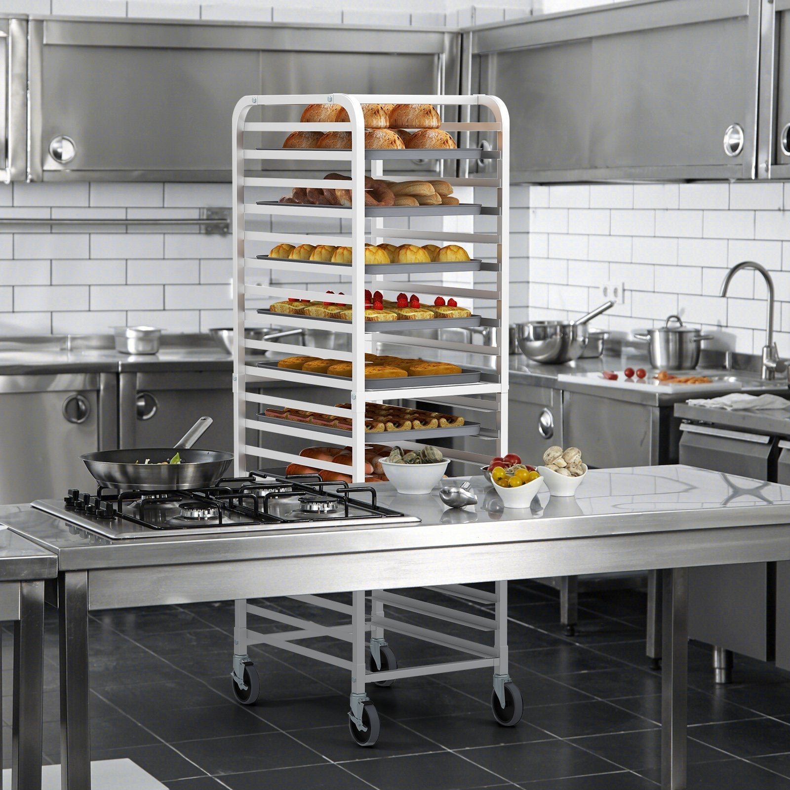 26 x 20 x 70 Inch 20 Sheet Aluminum Pan Rolling Bakery Rack, Silver Baker's Racks   at Gallery Canada