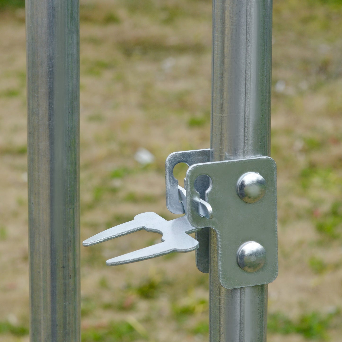 Galvanized Metal Chicken Coop Cage Walk-in Enclosure 9.2' x 12.5' x 6.5' Silver Chicken Coops   at Gallery Canada