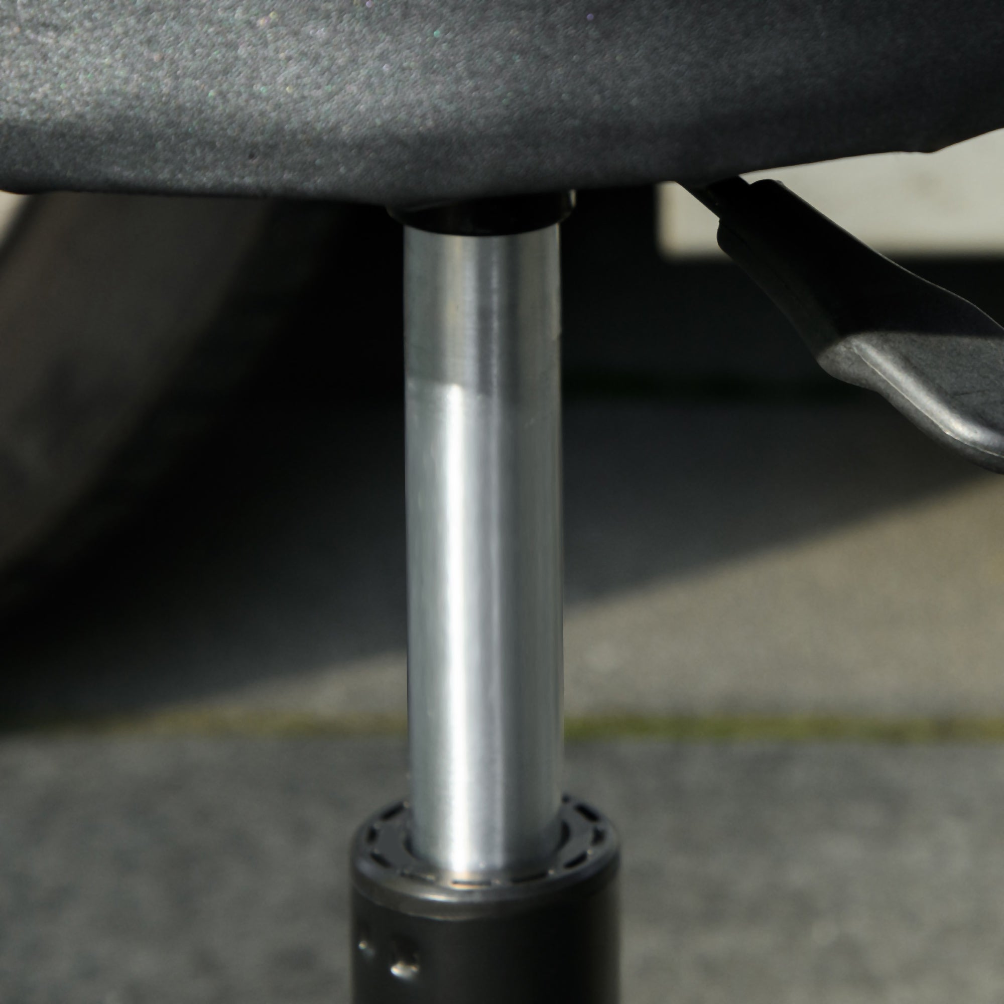 Shop Stool, Pneumatic Adjustable Mechanic Stool, with Tool Tray, Wheels - Black Automotive at Gallery Canada