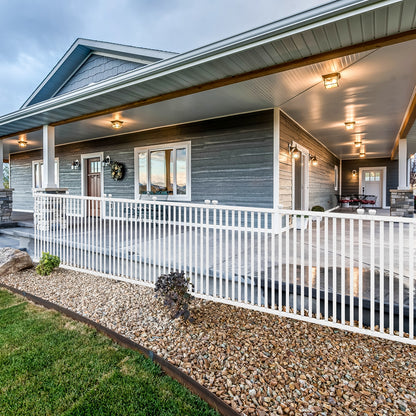 2 Piece 80 x 51 Inch Vinyl Picket Fence for Garden, White Decorative Fencing & Flooring   at Gallery Canada