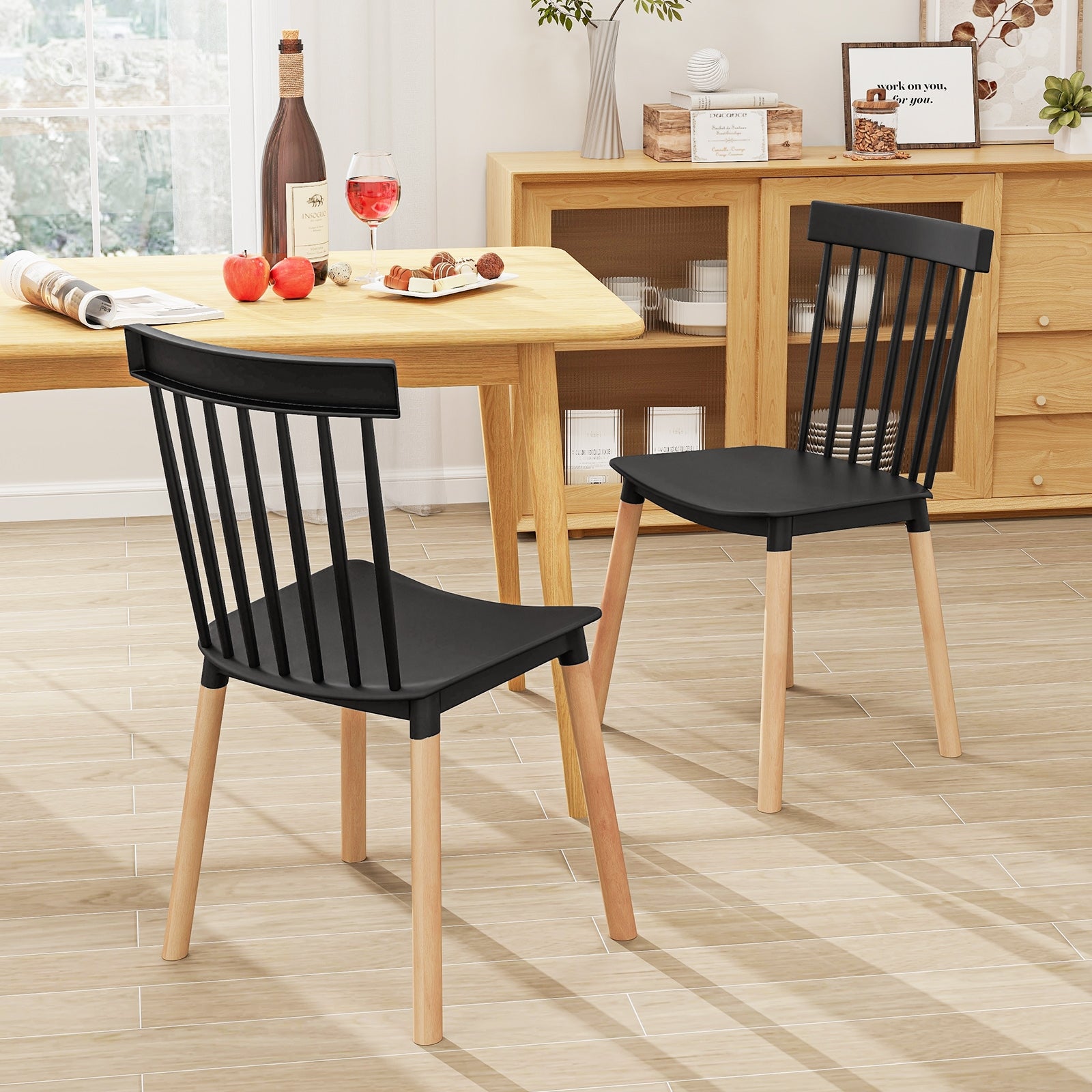 Set of 4 Windsor Dining Chairs with Spindle Backs and Curved Seats, Black Dining Chairs   at Gallery Canada