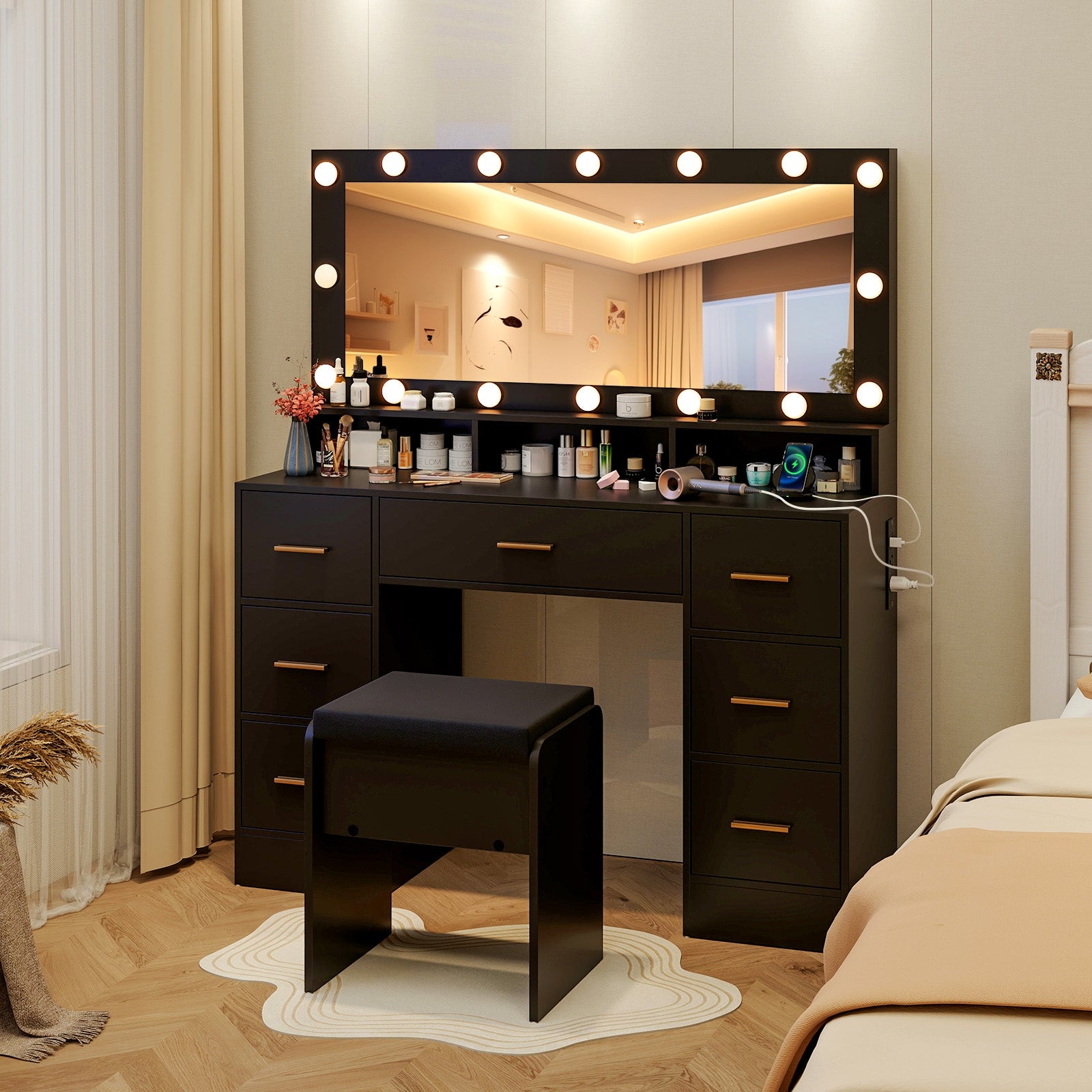 Makeup Vanity Desk with Mirror 3-Color LED Lights and Charging Station, Black Makeup Vanities at Gallery Canada