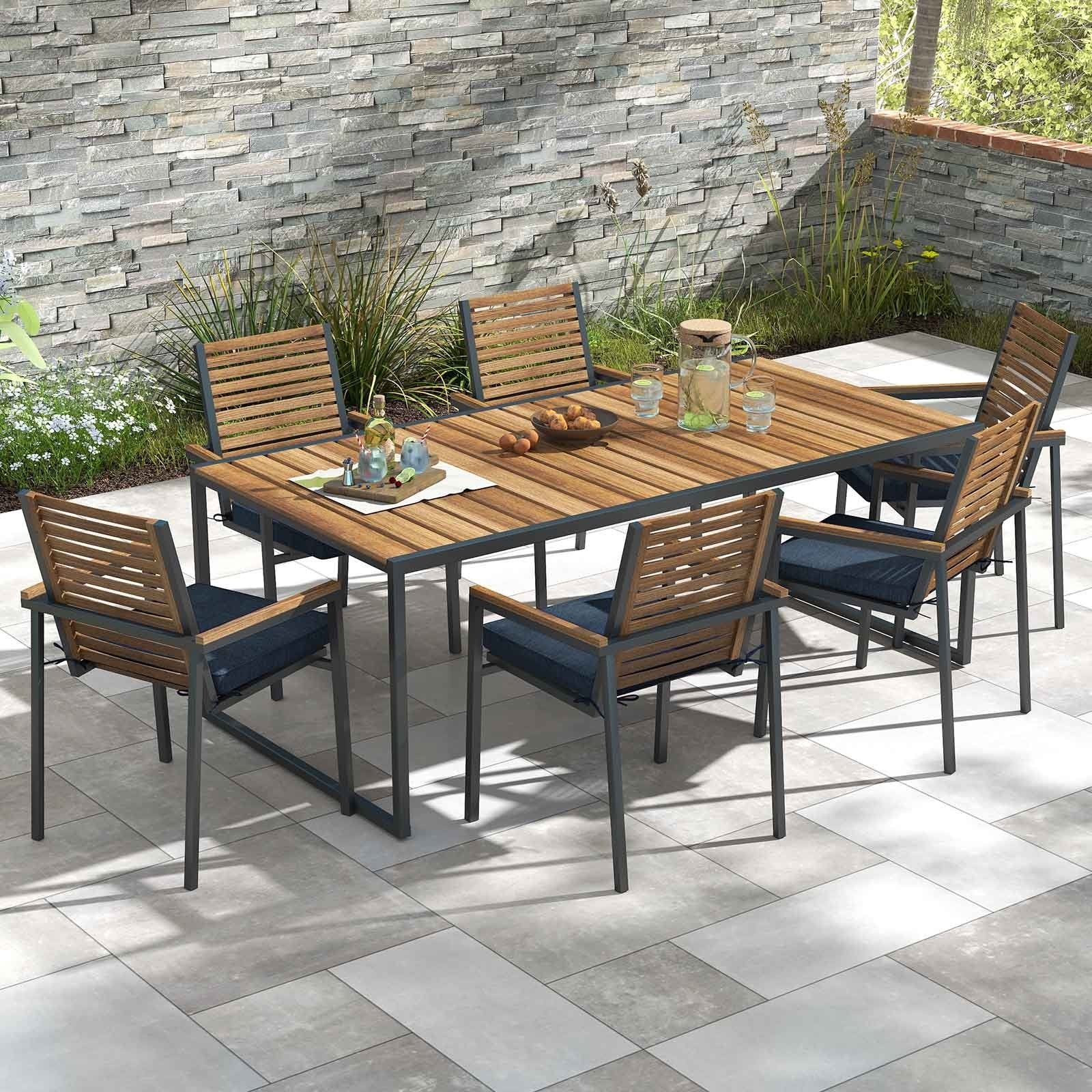 Outdoor Chair Cushion Set of 2 Waterproof Fade-Resistant Olefin Seat Cushions, Navy Outdoor Furniture Accessories at Gallery Canada