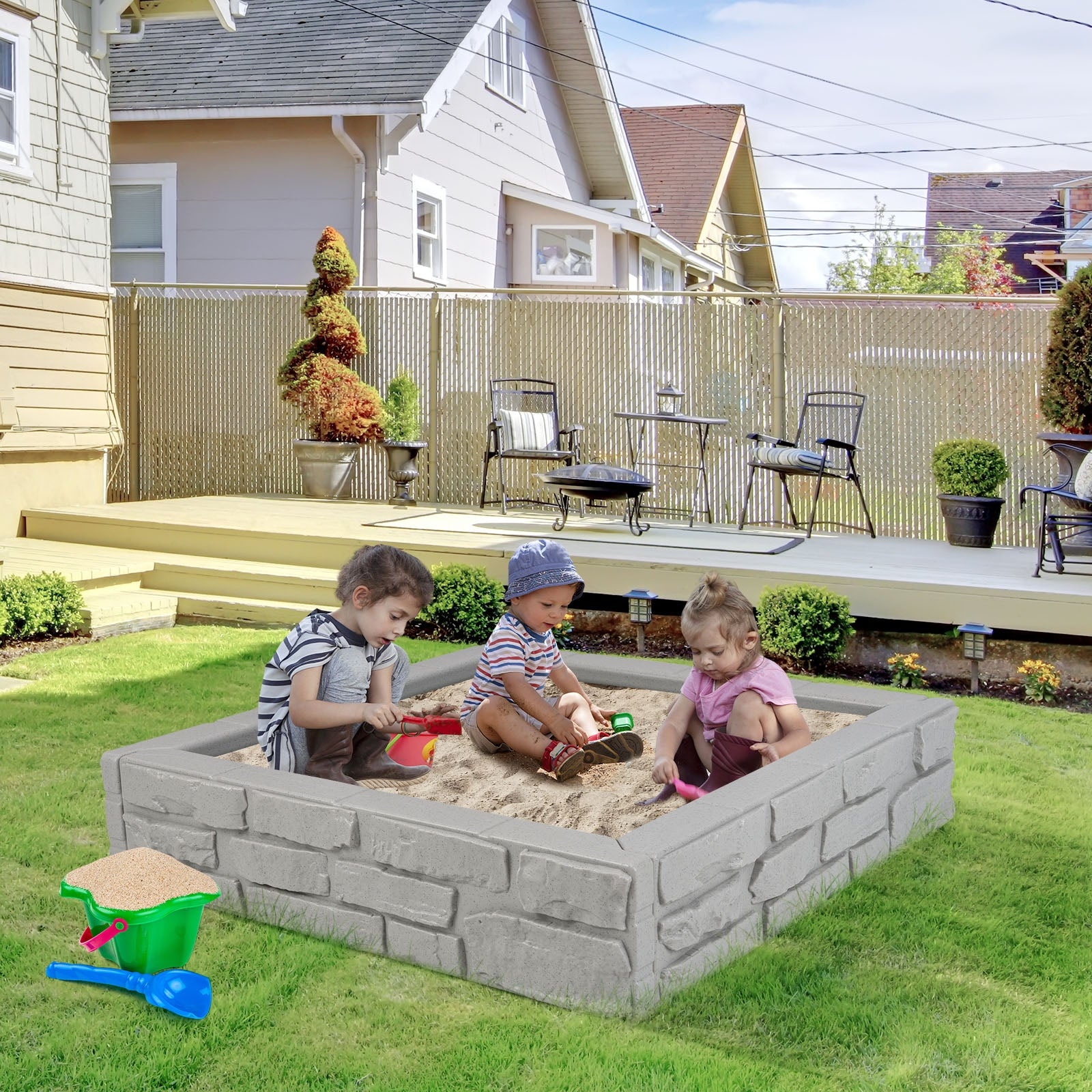 2-In-1 HDPE Kids Sandbox with Cover and Bottom Liner, Gray Sandboxes at Gallery Canada