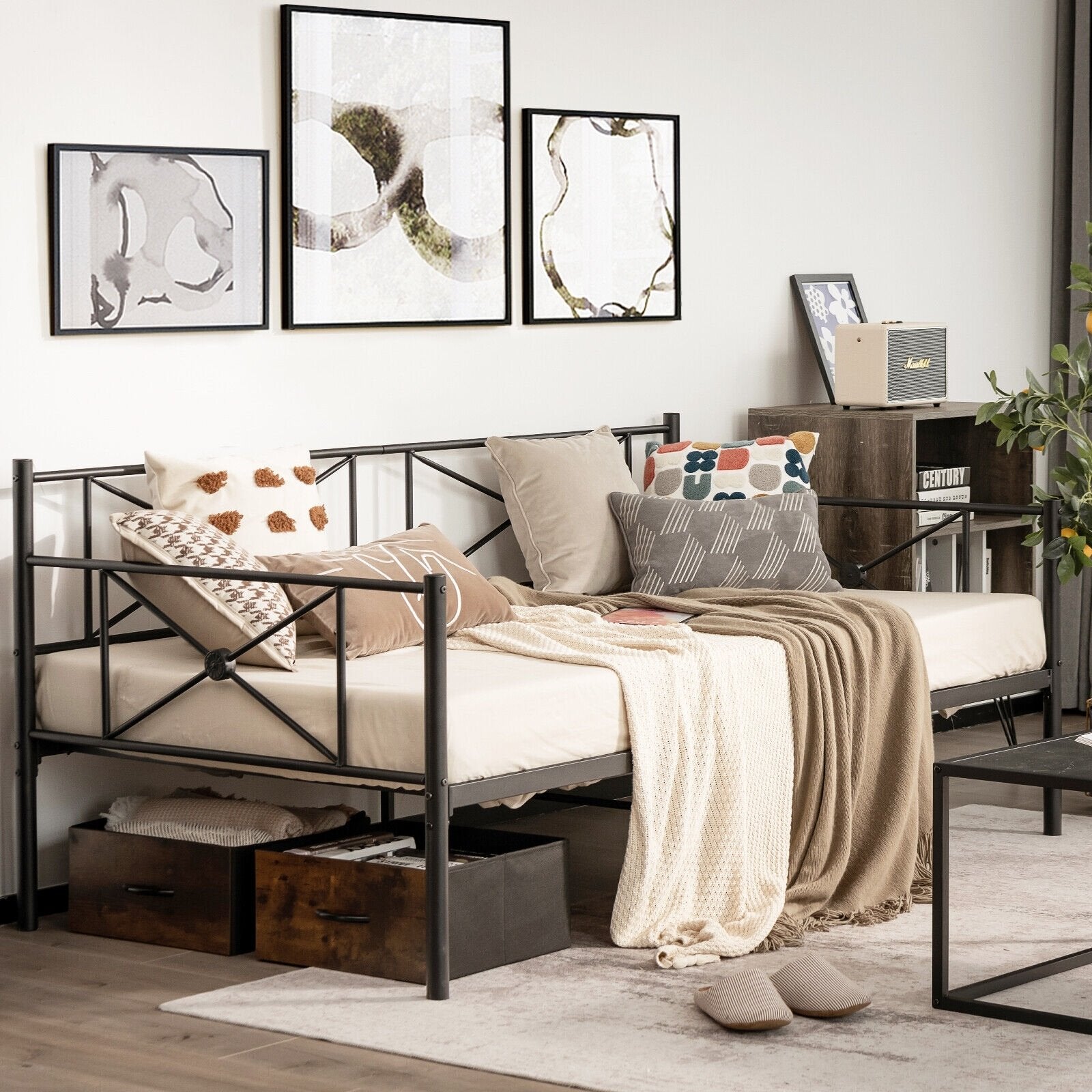 Metal Daybed Frame Twin Size with Slats, Black Trundle Bed Frame   at Gallery Canada