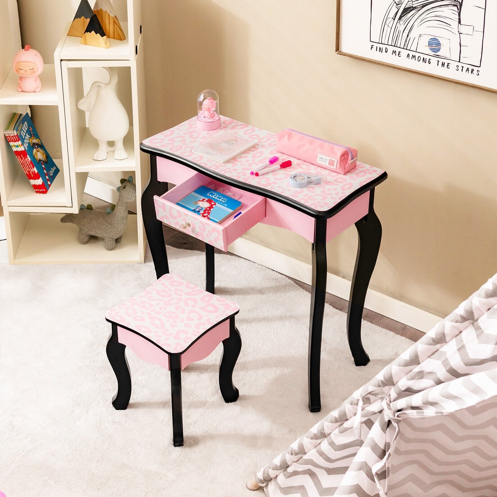 Kid Vanity Set with Tri-Folding Mirror and Leopard Print, Pink Kids Vanities   at Gallery Canada