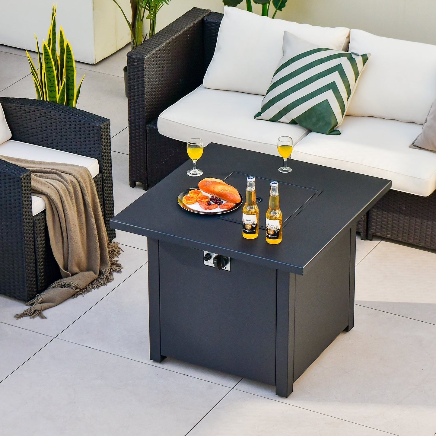 50 000 BTU 32 Inch Square Propane Gas Fire Pit Table, Black Fire Pit Tables   at Gallery Canada