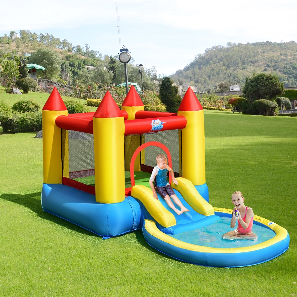 Inflatable Kids Slide Bounce House with 550w Blower - Gallery Canada