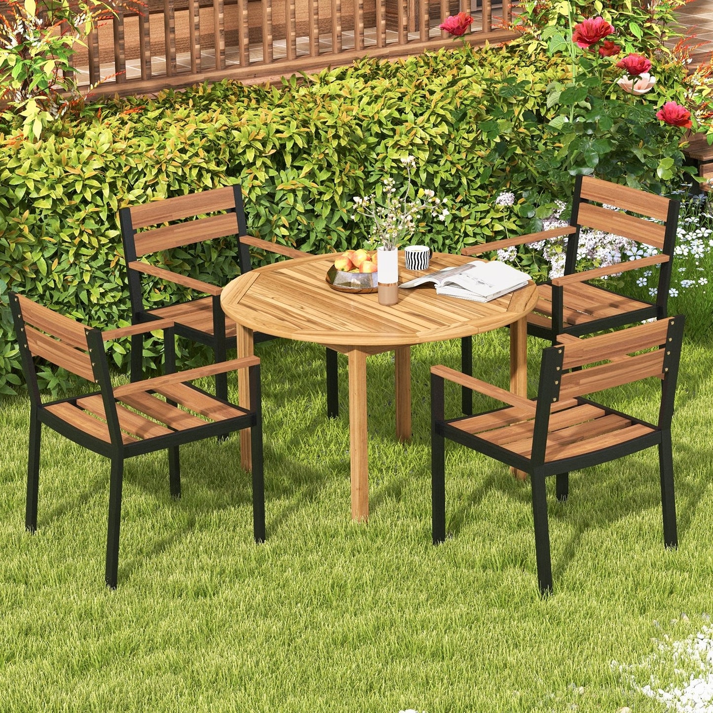 4-Person Large Round Outdoor Dining Table, Natural Patio Dining Tables   at Gallery Canada