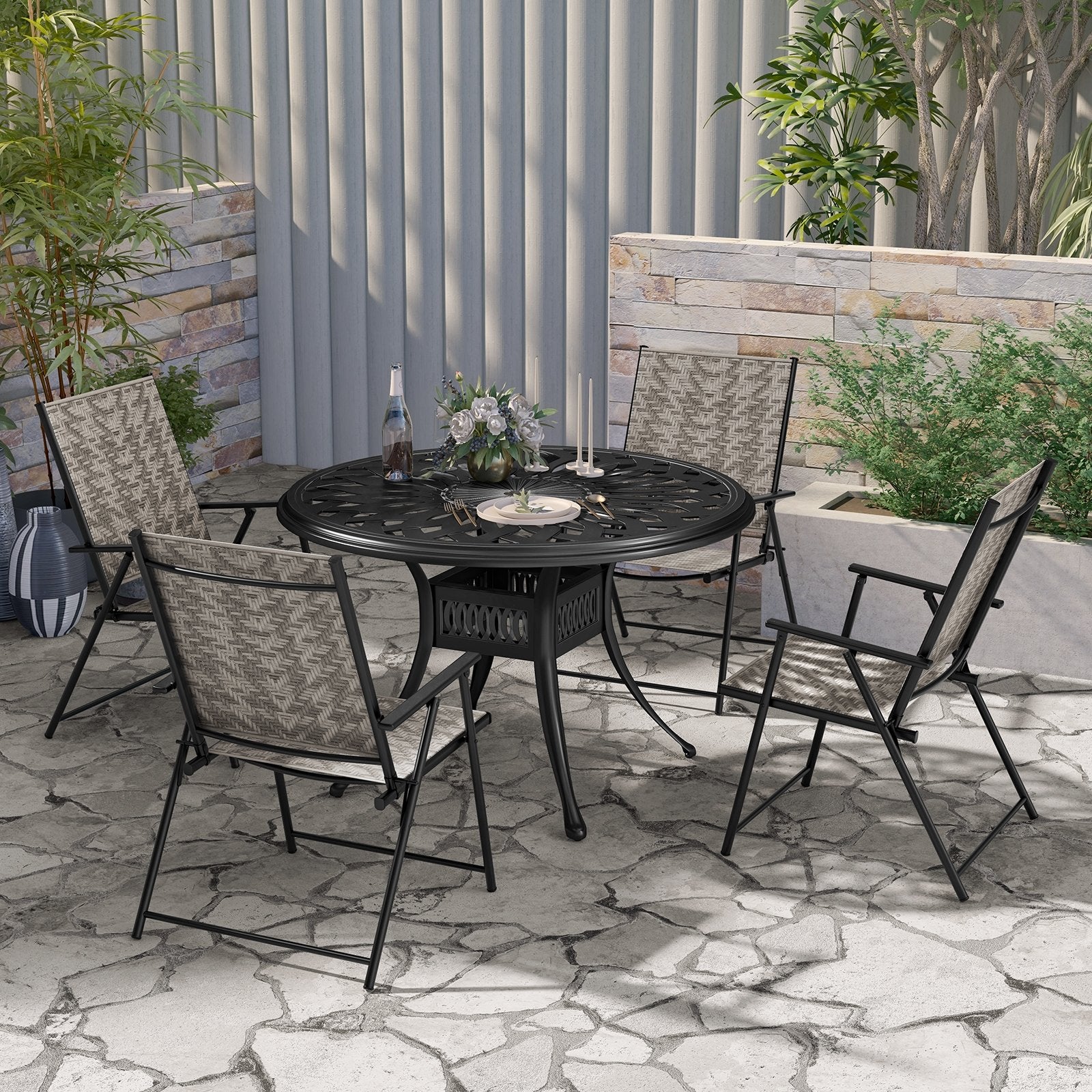 Set of 4 Patio Folding Chairs with Armrests and Portable Lawn Chairs for Garden Backyard, Gray Patio Dining Chairs   at Gallery Canada