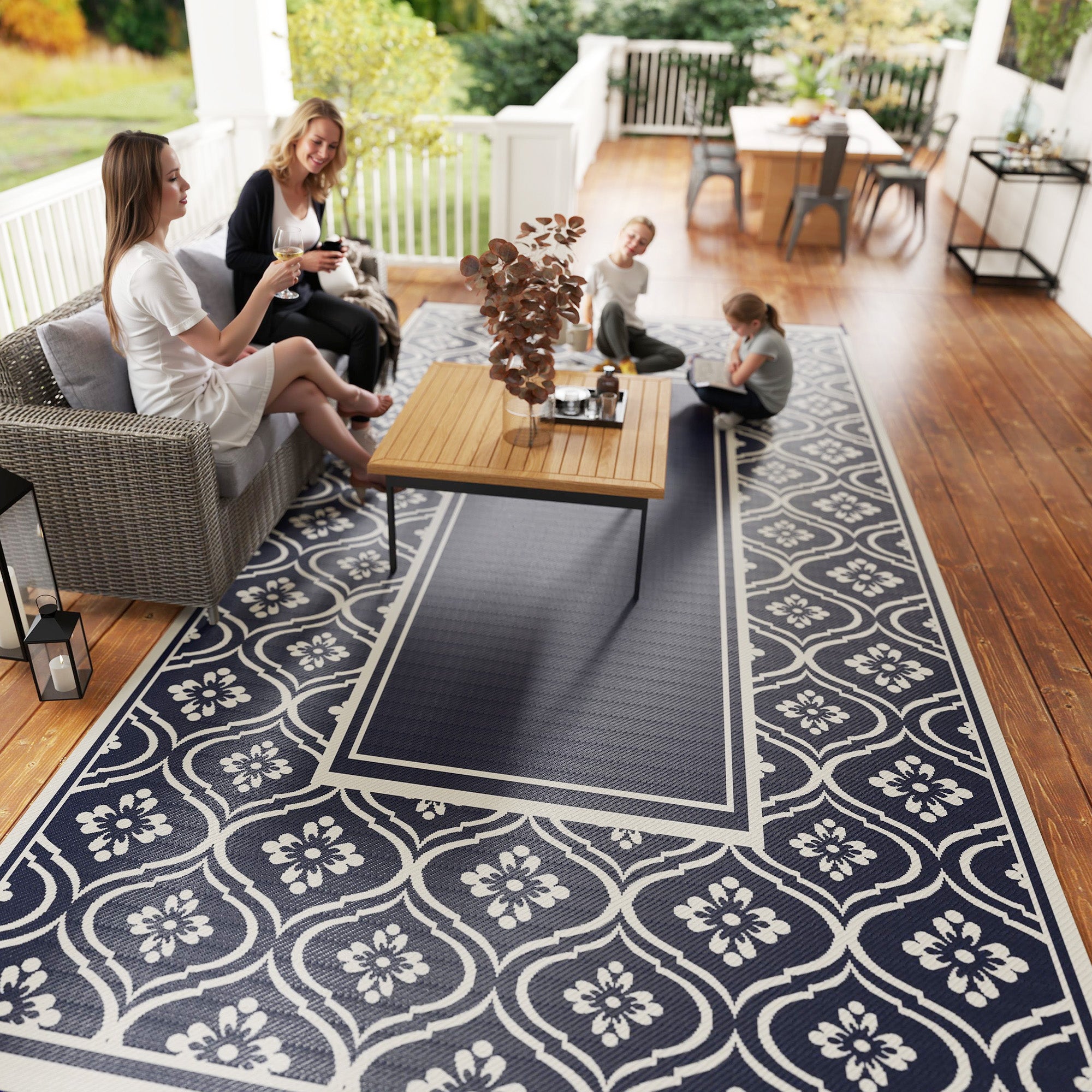 9' x 18' Outdoor RV Rug, Reversible Patio Floor Mat with Carry Bag, Gourd Border, Blue and White Garden Decor at Gallery Canada