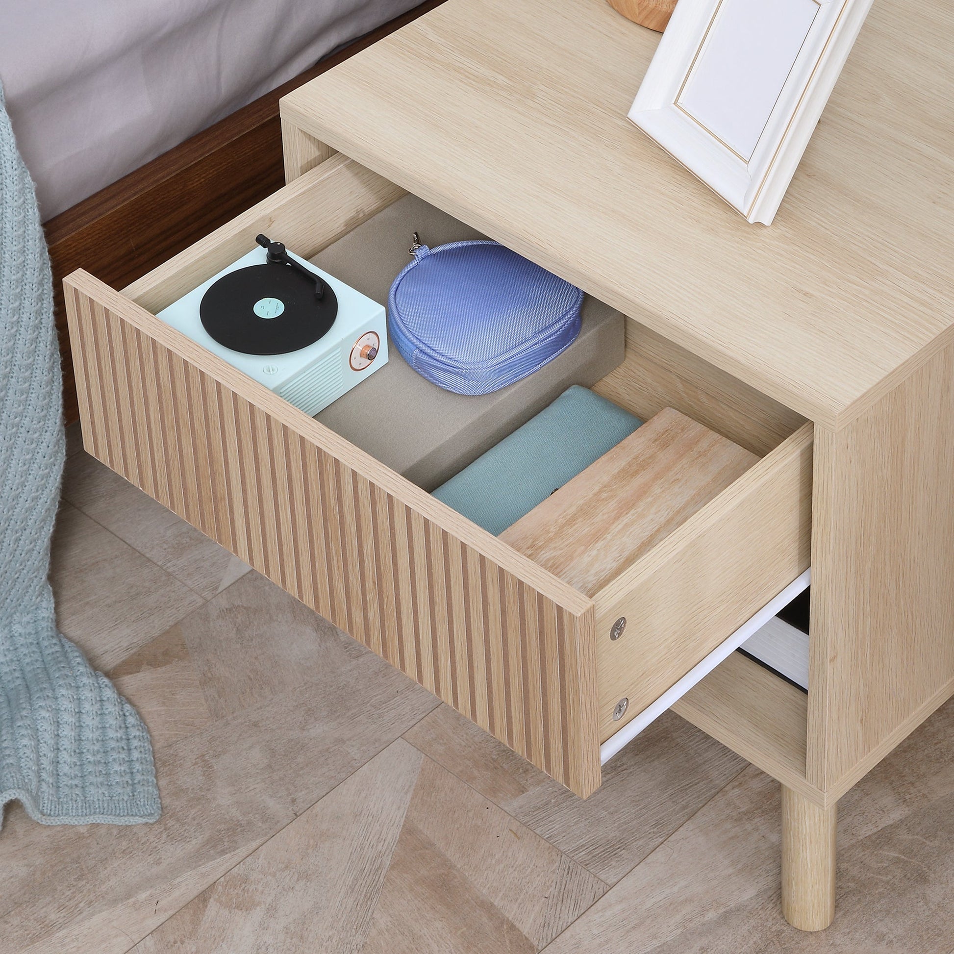 Modern Bedside Table with Drawer and Open Shelf, Sofa Side Table for Bedroom Living Room, Natural - Gallery Canada